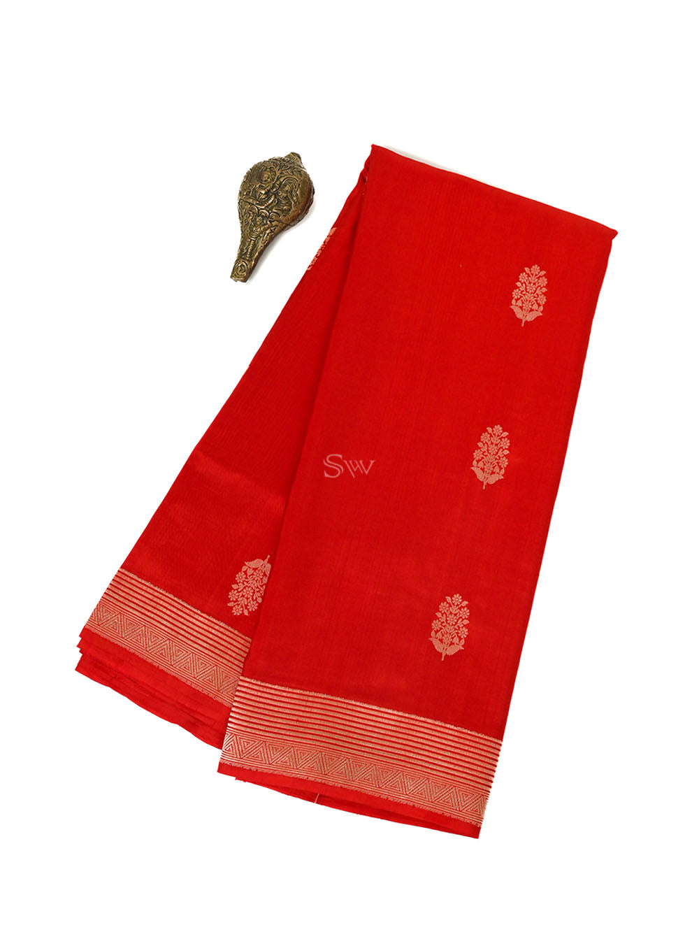 Red Boota Katan Silk Handloom Banarasi Saree