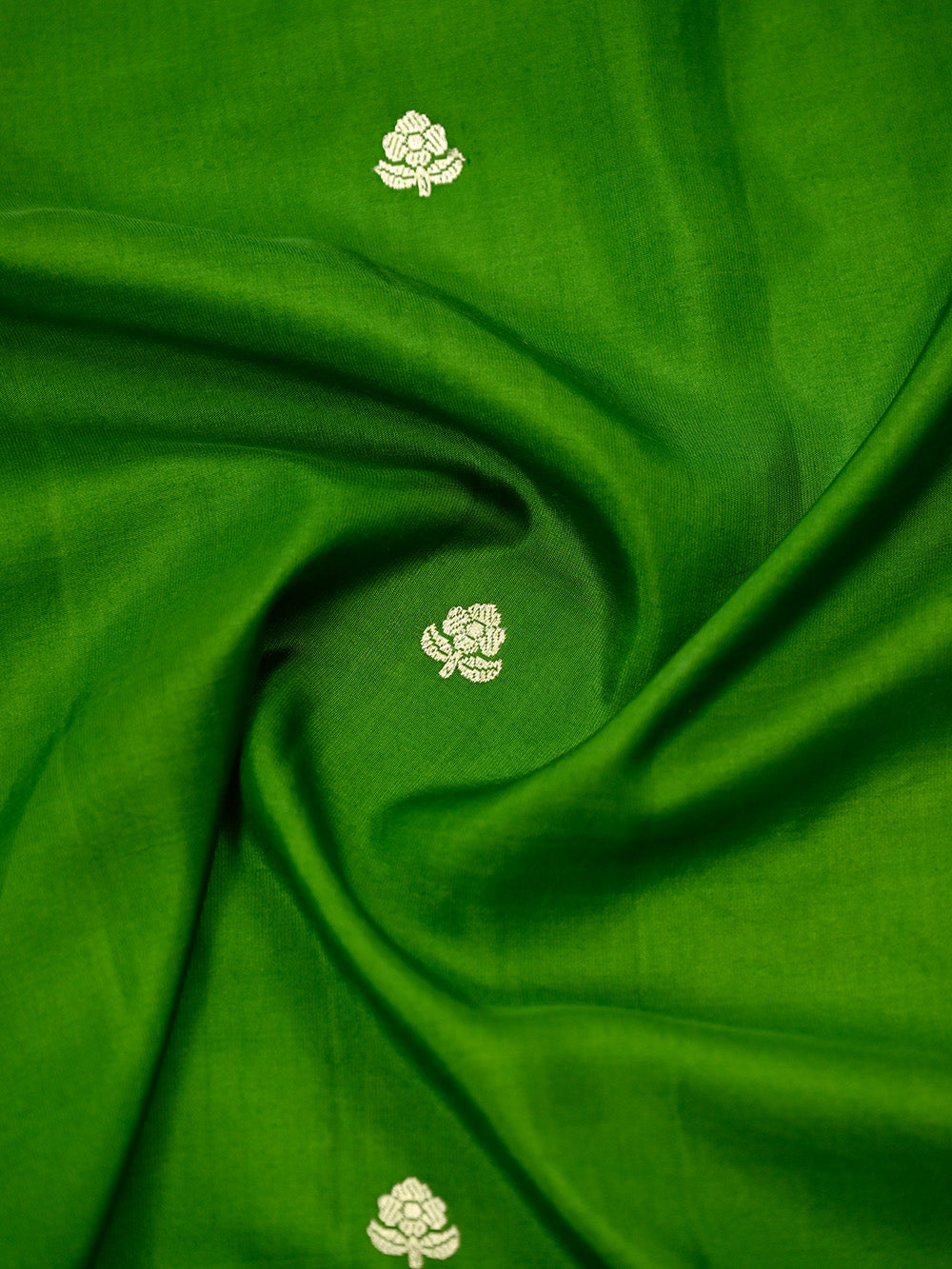 Green Booti Katan Silk Handloom Banarasi Saree