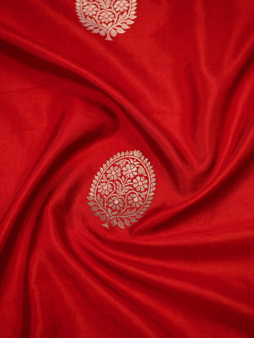 Red Meenakari Boota Katan Silk Handloom Banarasi Saree