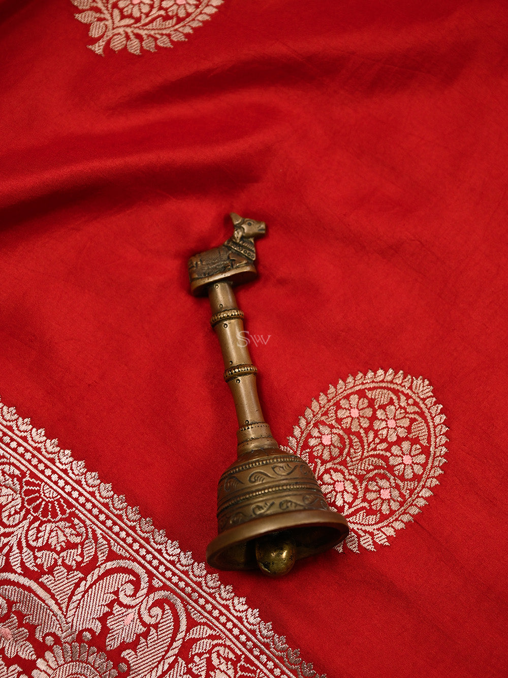 Red Meenakari Boota Katan Silk Handloom Banarasi Saree