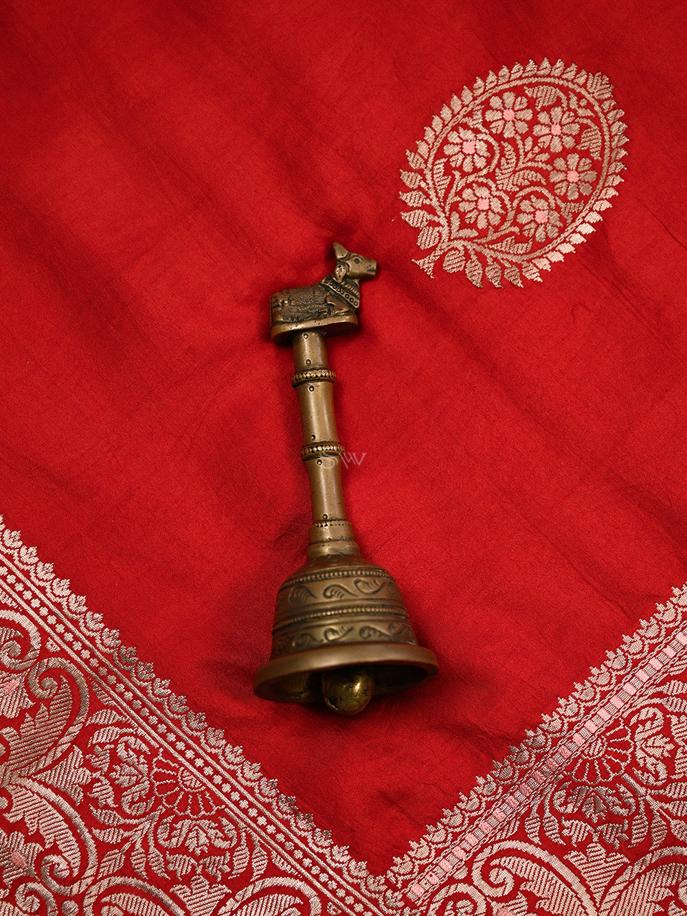 Red Meenakari Boota Katan Silk Handloom Banarasi Saree