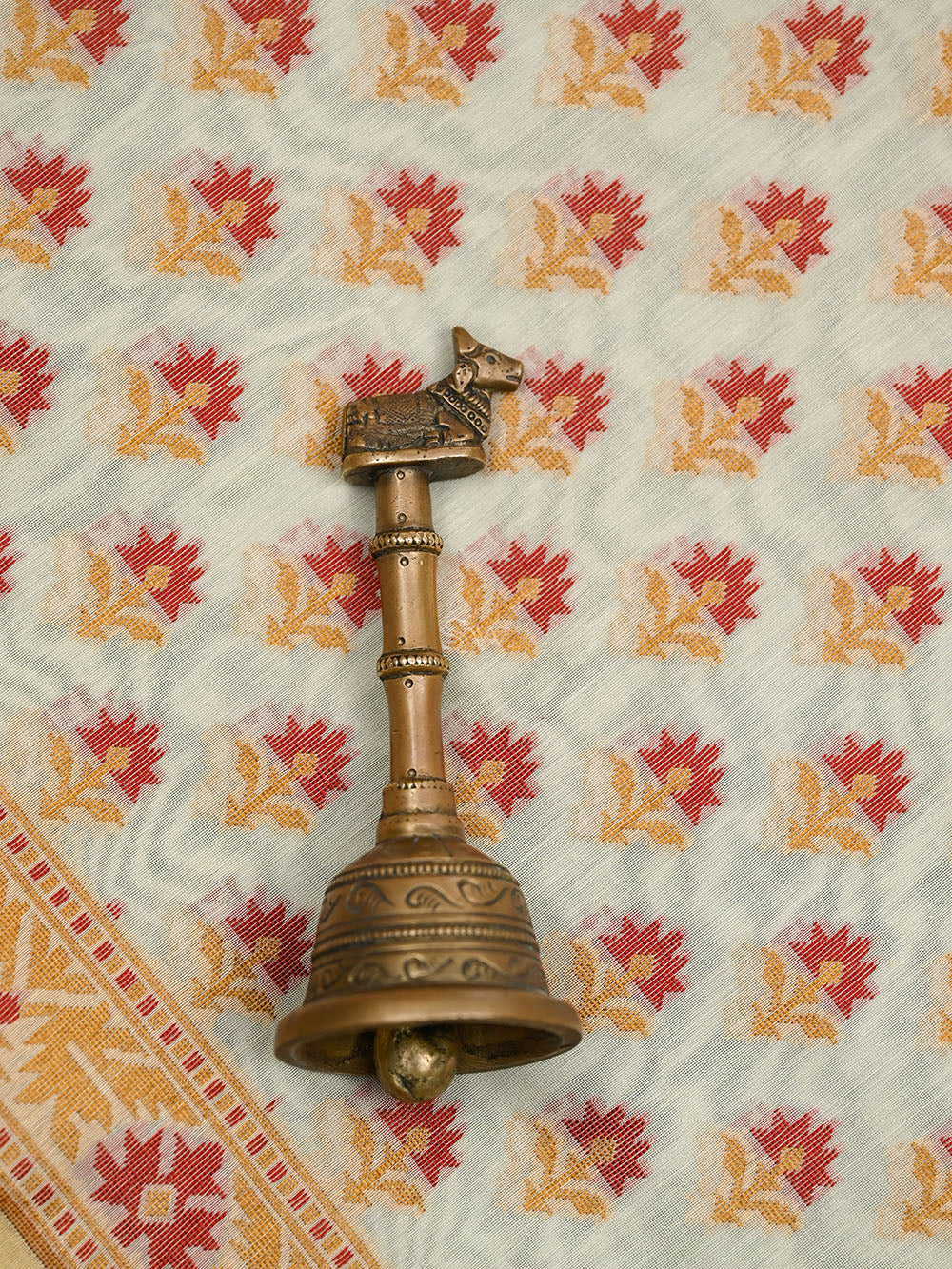Cream Meenakari Booti Cotton Silk Handloom Banarasi Saree - Sacred Weaves