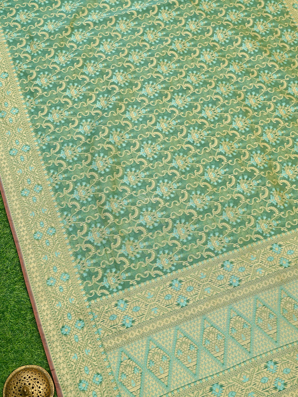 Green Yellow Meenakari Jaal Cotton Silk Handloom Banarasi Saree - Sacred Weaves