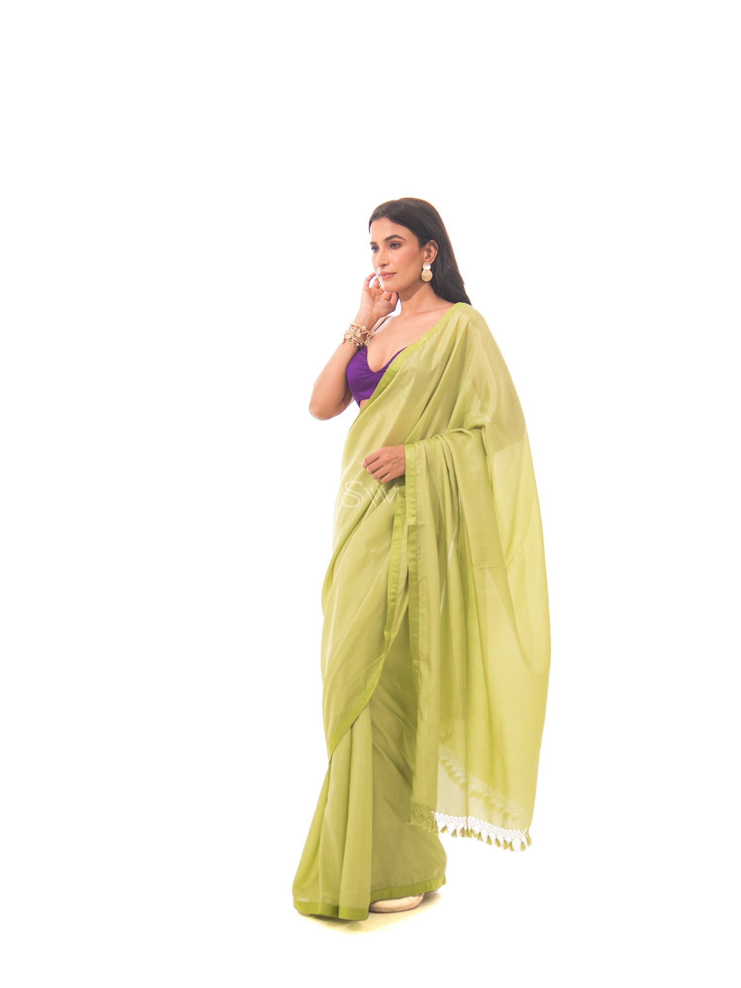 Green Plain Silk Handloom Saree - Sacred Weaves