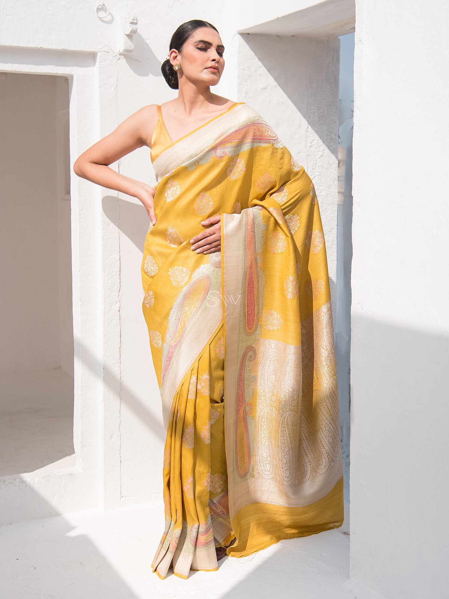 Tussar Silk Sarees - Buy Traditional Vidarbha Tussar Sari Online in India l  iTokri आई.टोकरी