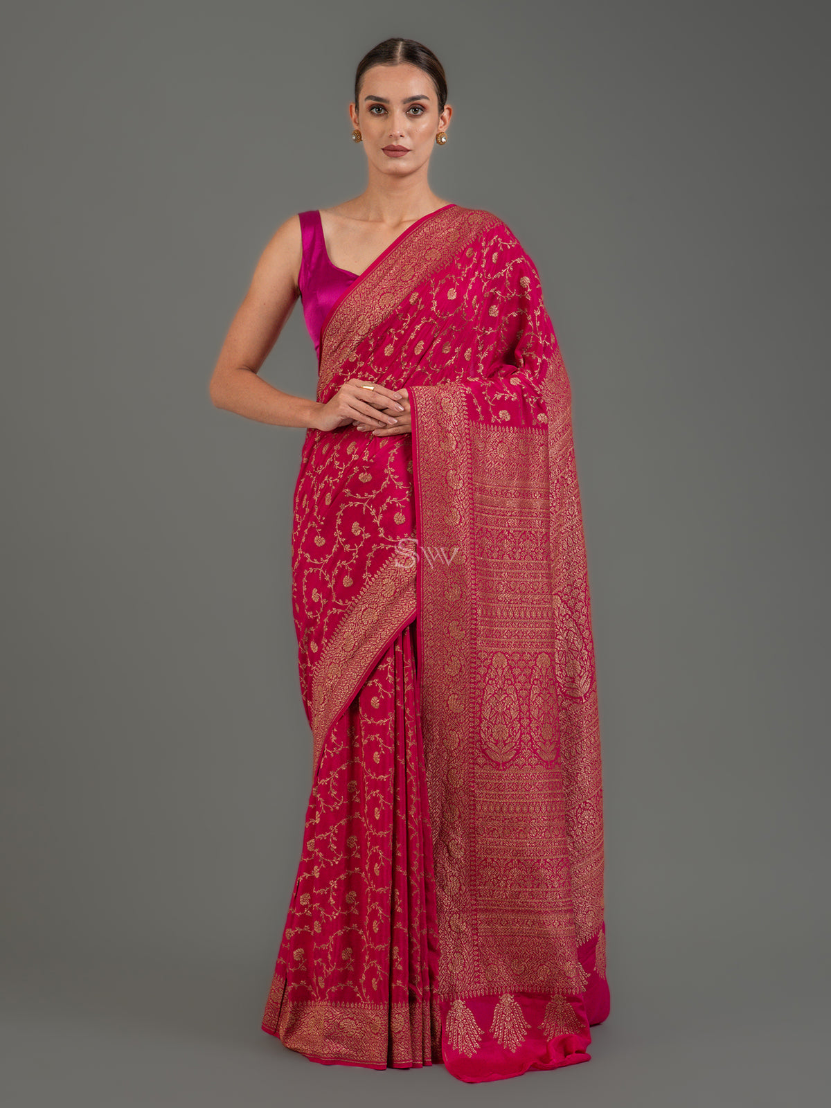 Magenta Jaal Crepe Silk Handloom Banarasi Saree