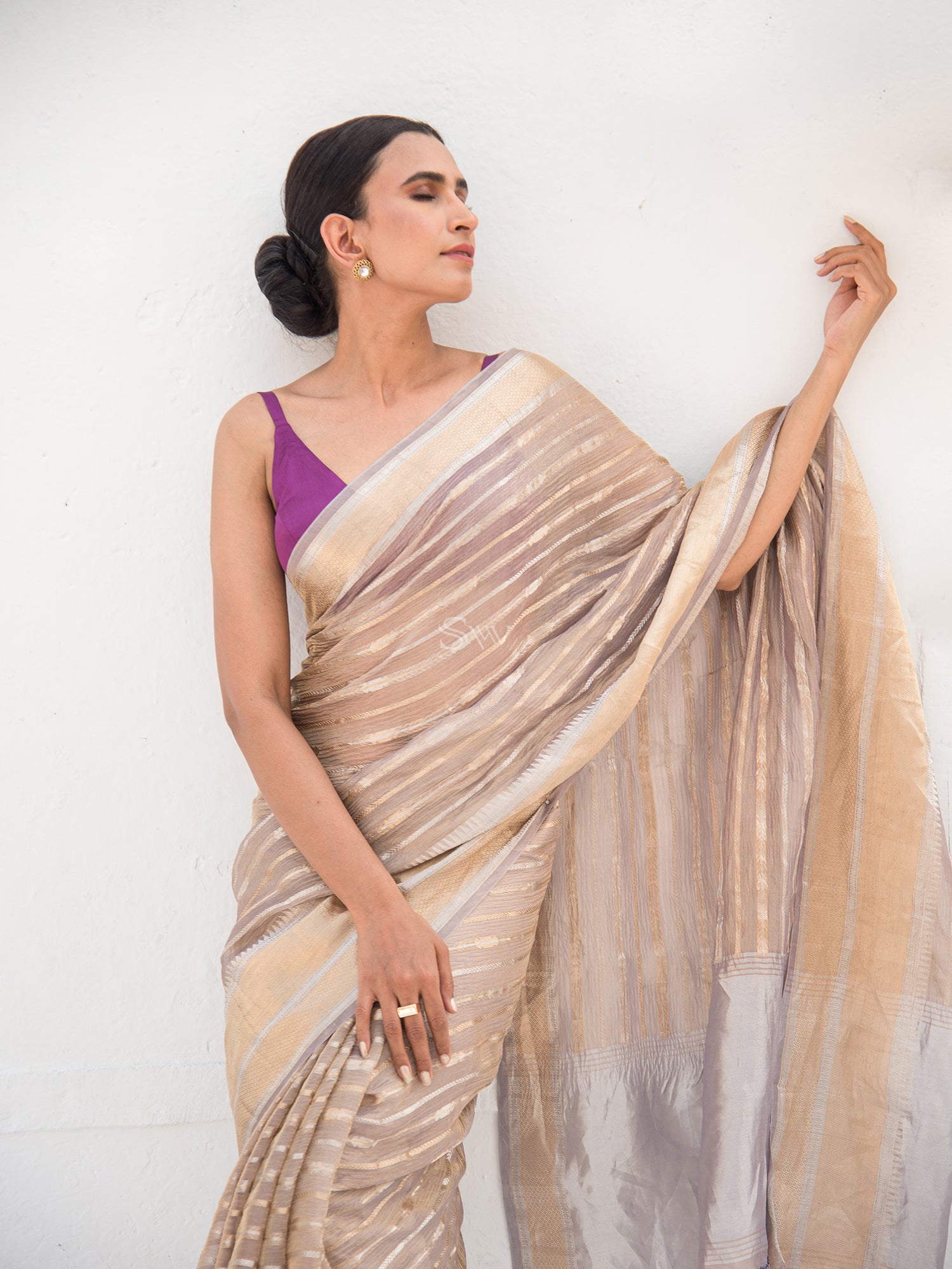 Grey Tissue Handloom Banarasi Saree - Sacred Weaves