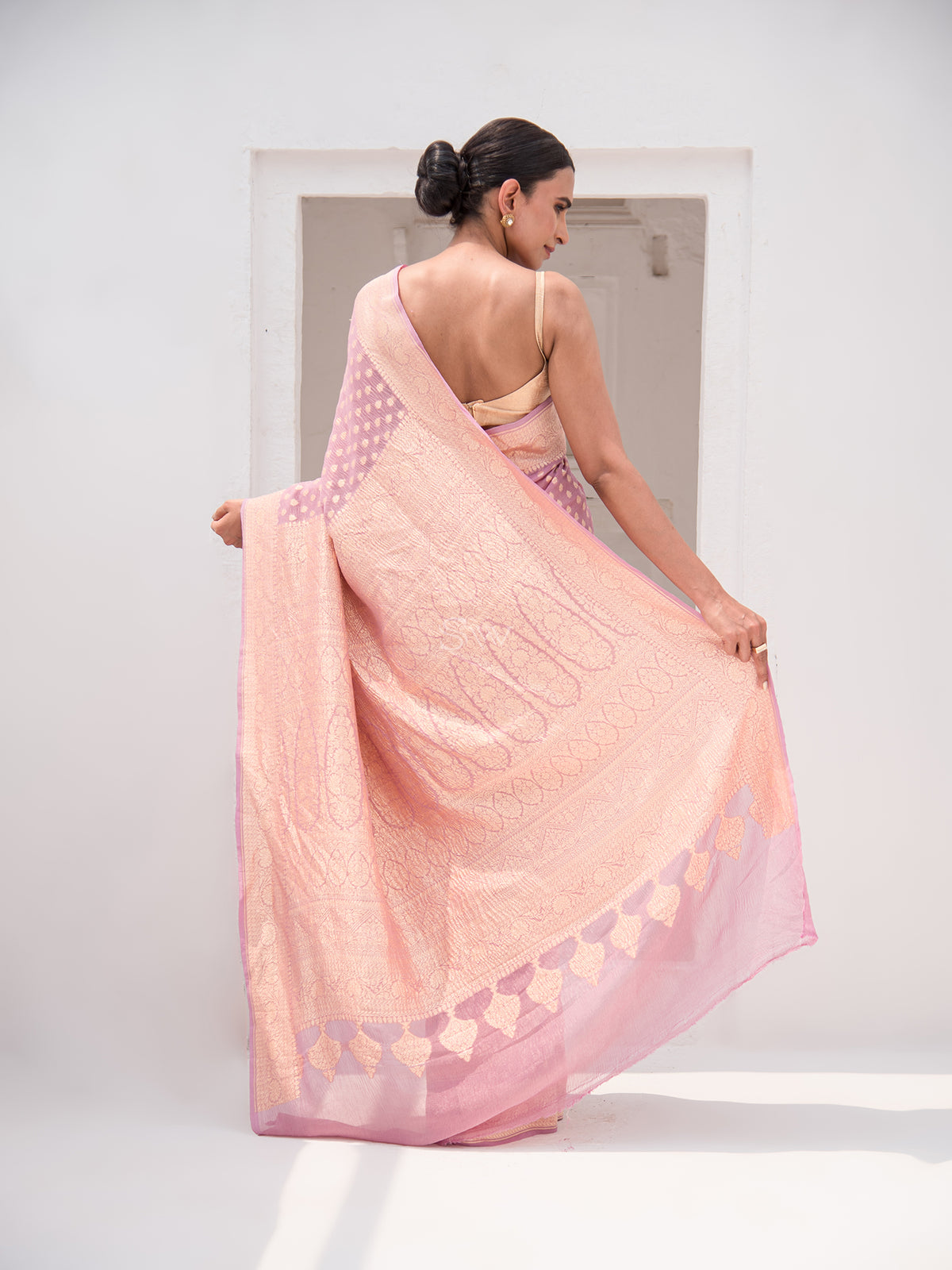 Pastel Pink Pure Crush Tissue Silk Handloom Banarasi Saree