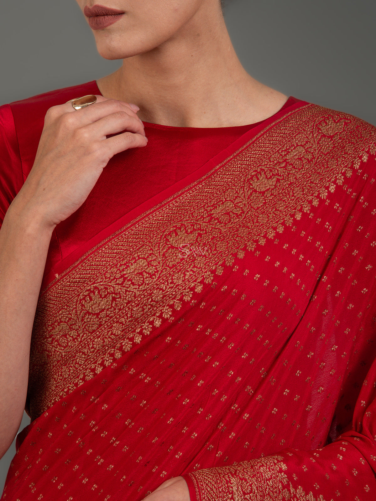 Maroon Booti Crepe Silk Handloom Banarasi Saree