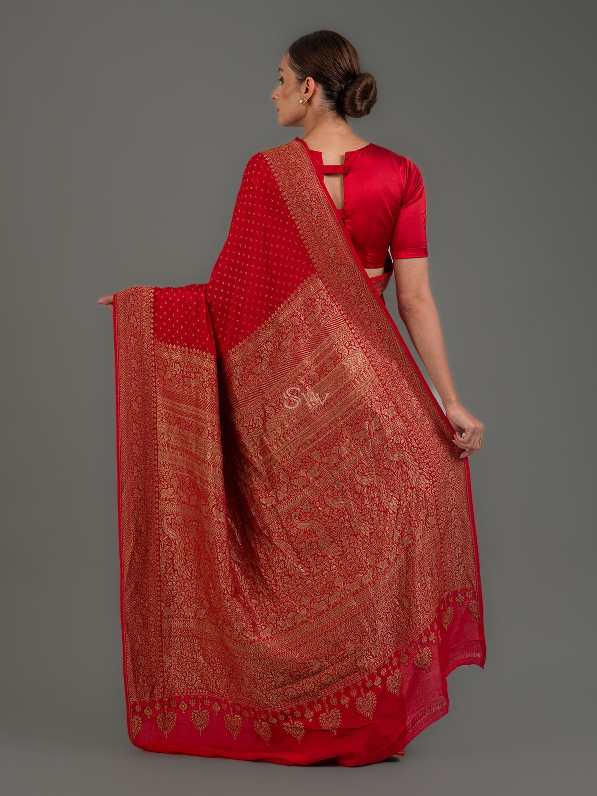 Maroon Booti Crepe Silk Handloom Banarasi Saree - Sacred Weaves