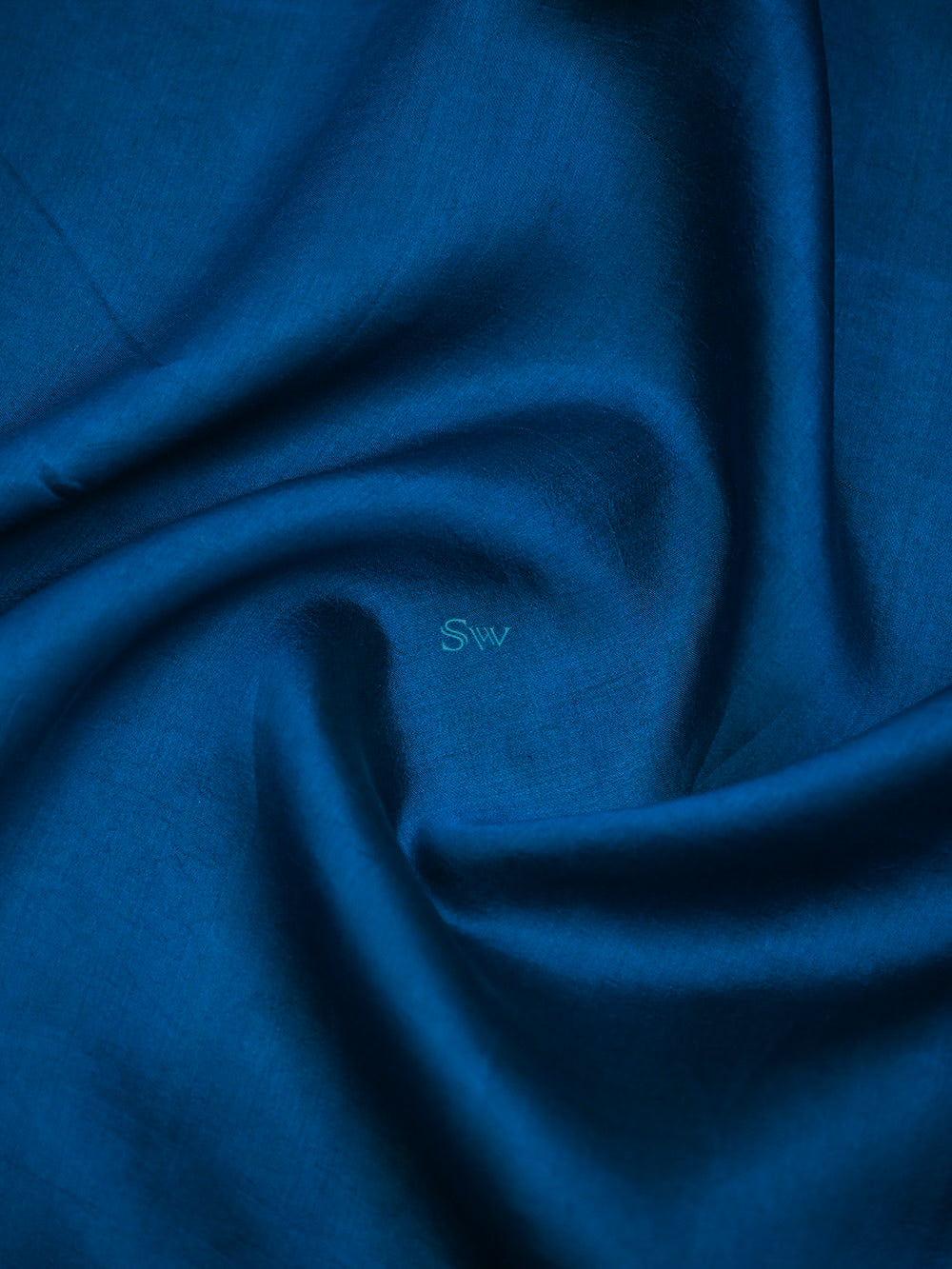 Midnight Blue Plain Silk Handloom Saree - Sacred Weaves