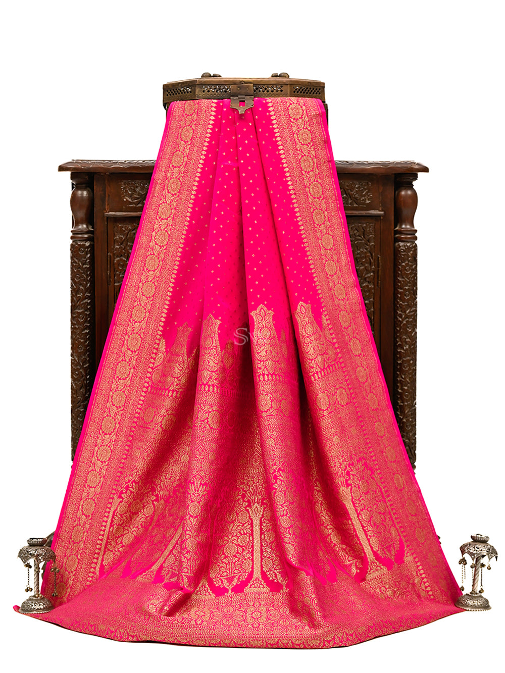 Magenta Booti Crepe Silk Handloom Banarasi Saree - Sacred Weaves