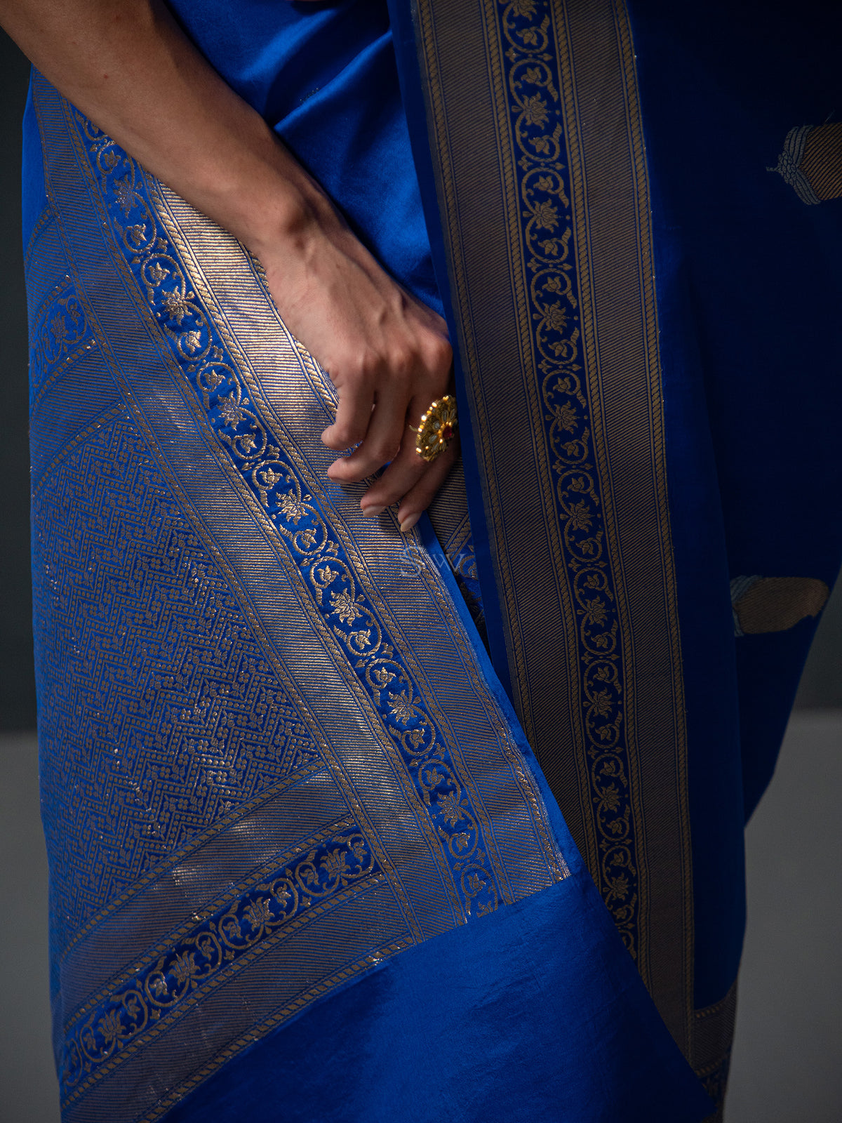 Royal Blue Sona Roopa Boota Katan Silk Handloom Banarasi Saree - Sacred Weaves
