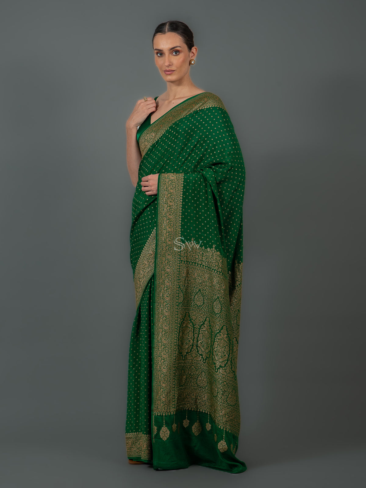 Bottle Green Booti Crepe Silk Handloom Banarasi Saree - Sacred Weaves