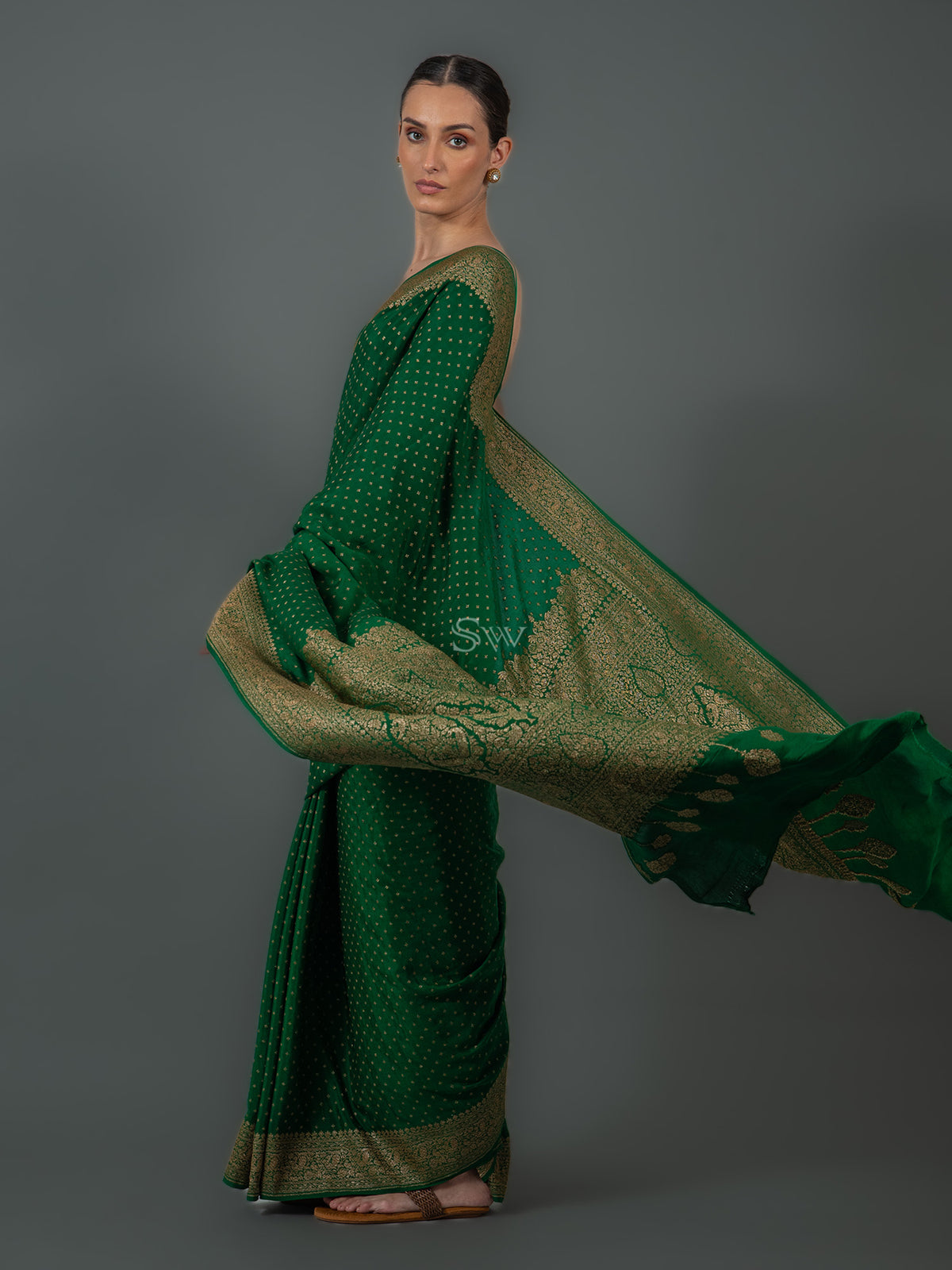 Bottle Green Booti Crepe Silk Handloom Banarasi Saree - Sacred Weaves