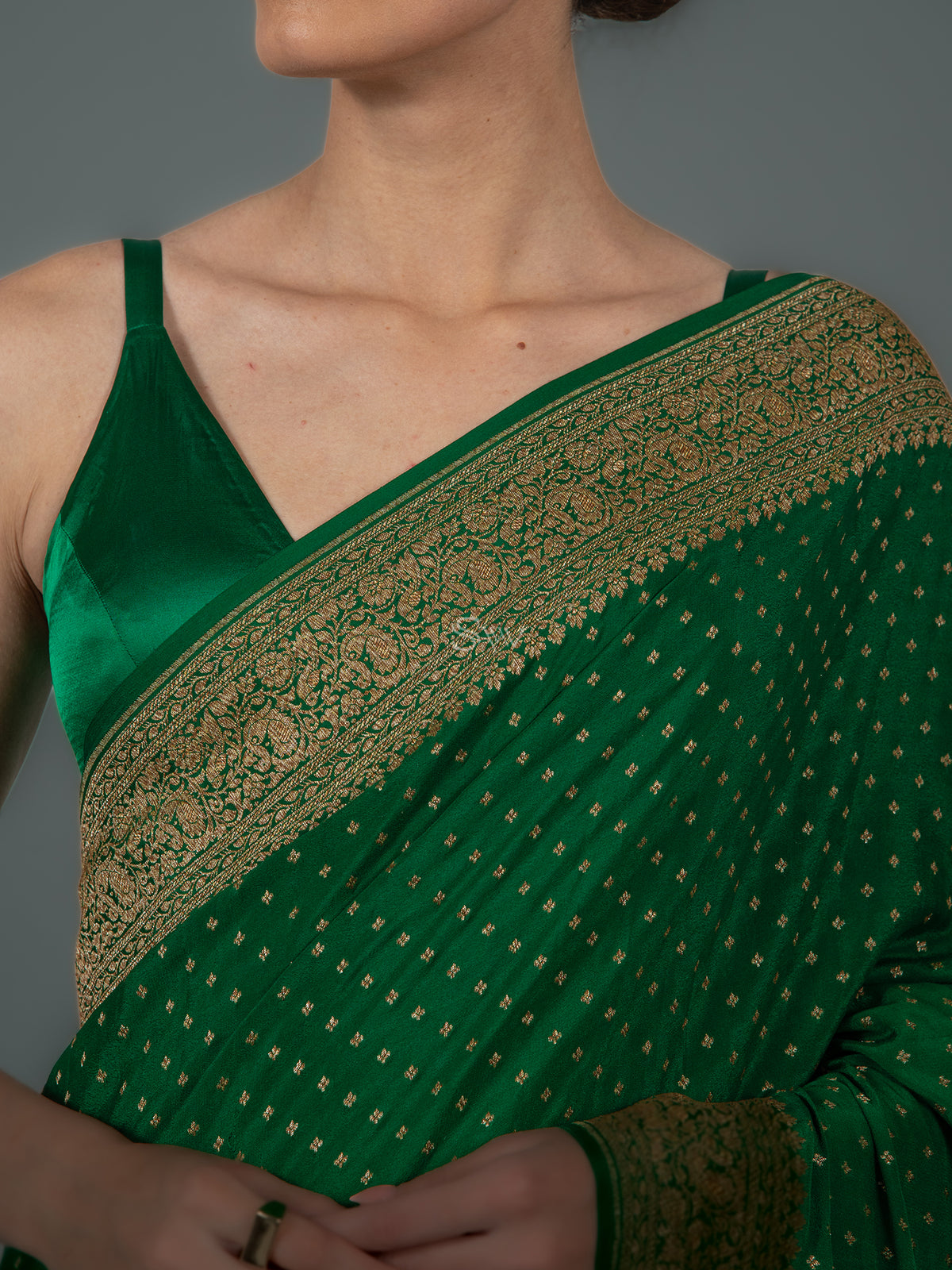 Bottle Green Booti Crepe Silk Handloom Banarasi Saree - Sacred Weaves