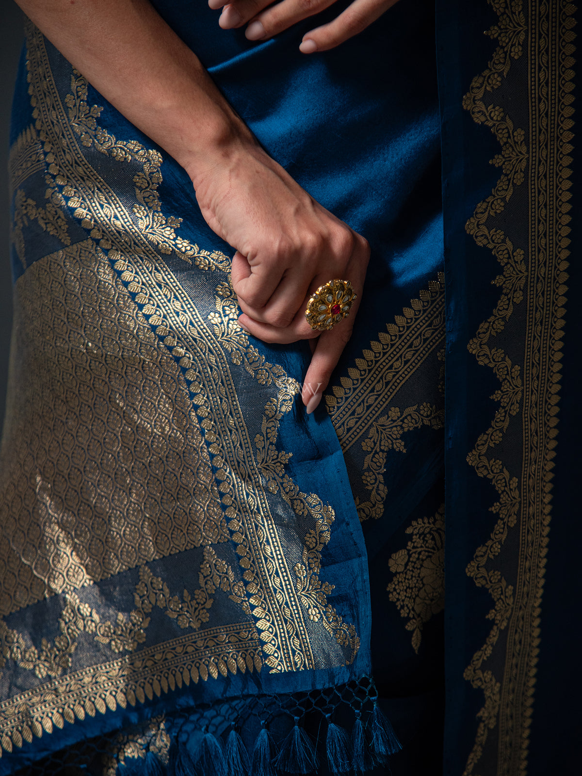 Midnight Blue Boota Organza Silk Handloom Banarasi Saree - Sacred Weaves