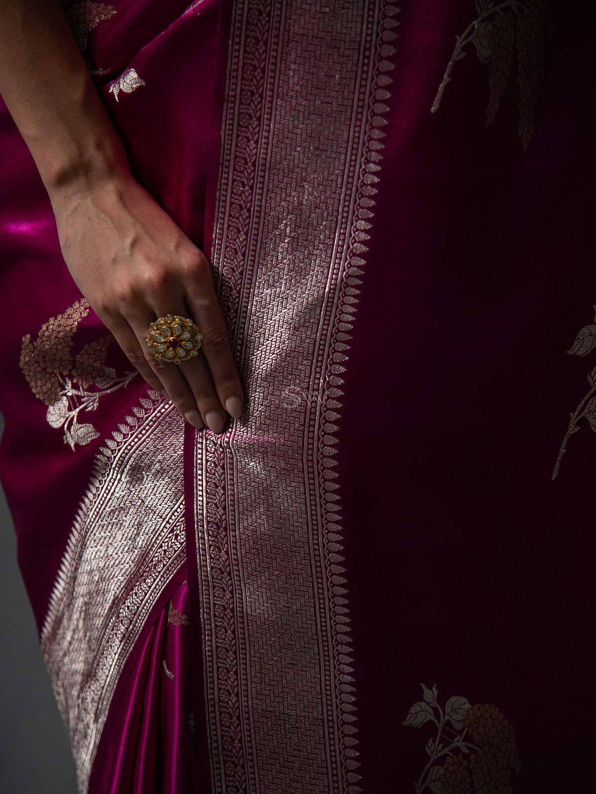 Dark Magenta Boota Satin Silk Handloom Banarasi Saree - Sacred Weaves