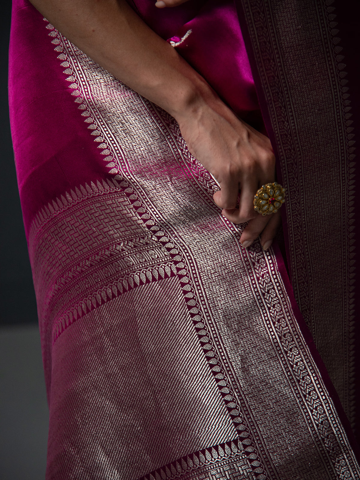 Dark Magenta Boota Satin Silk Handloom Banarasi Saree - Sacred Weaves