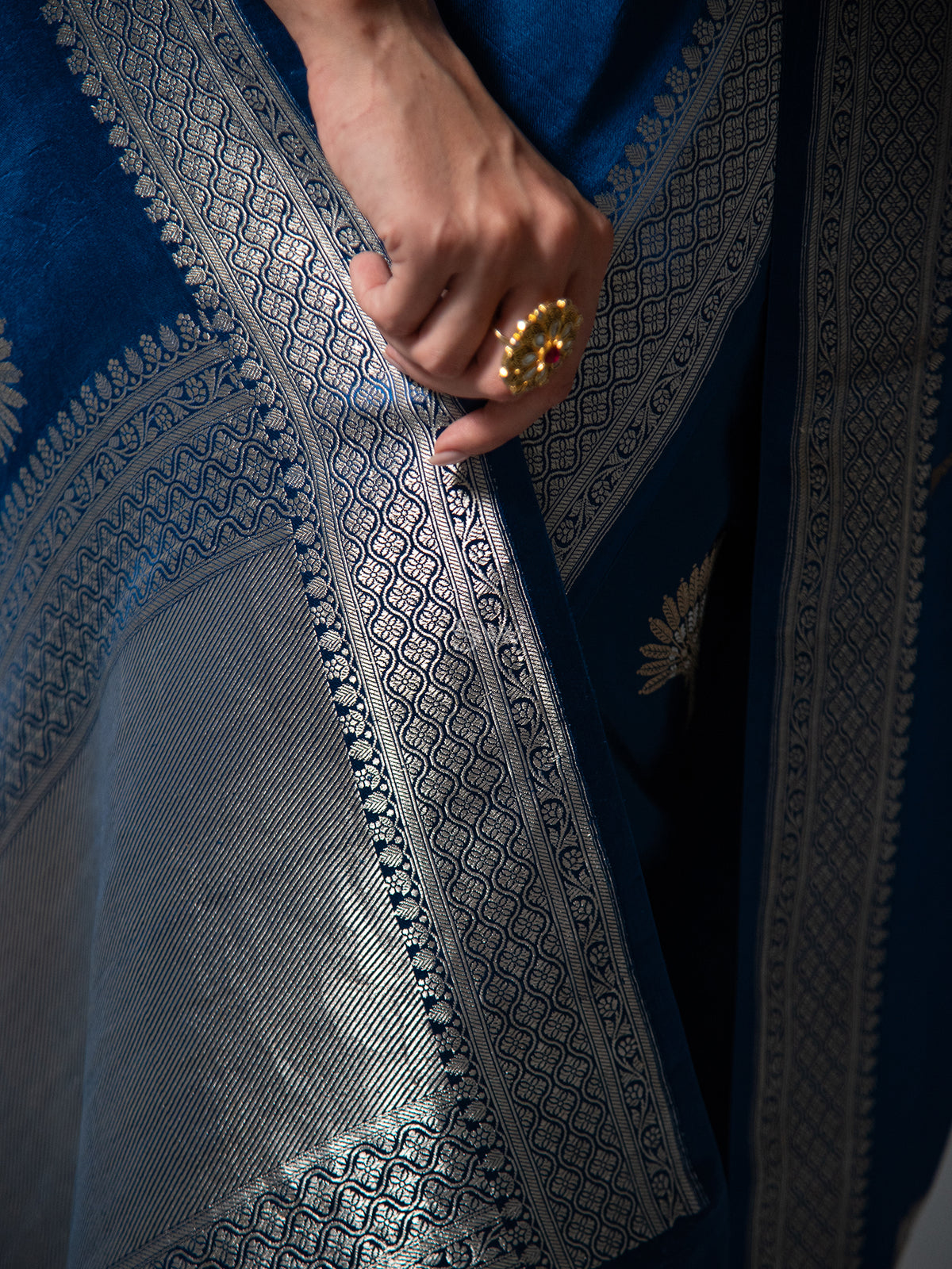 Midnight Blue Boota Satin Silk Handloom Banarasi Saree - Sacred Weaves