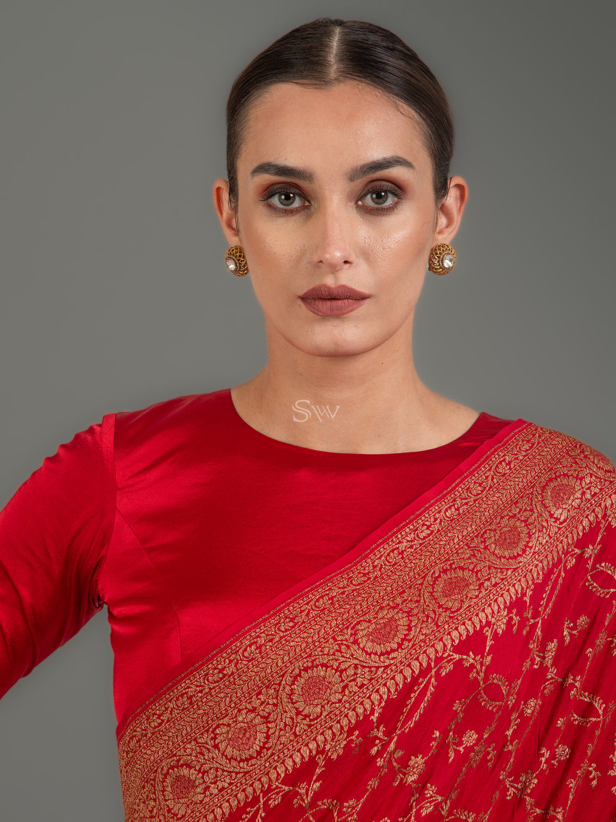 Red Jaal Crepe Silk Handloom Banarasi Saree - Sacred Weaves