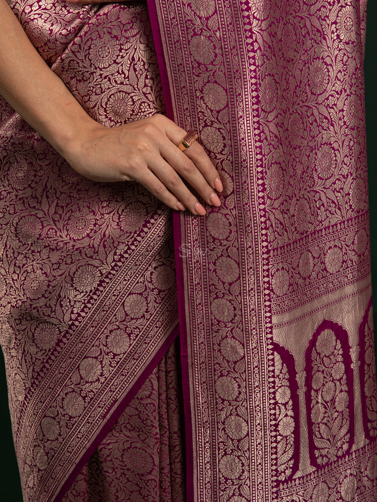 Dark Magenta Katan Silk Brocade Handloom Banarasi Saree - Sacred Weaves