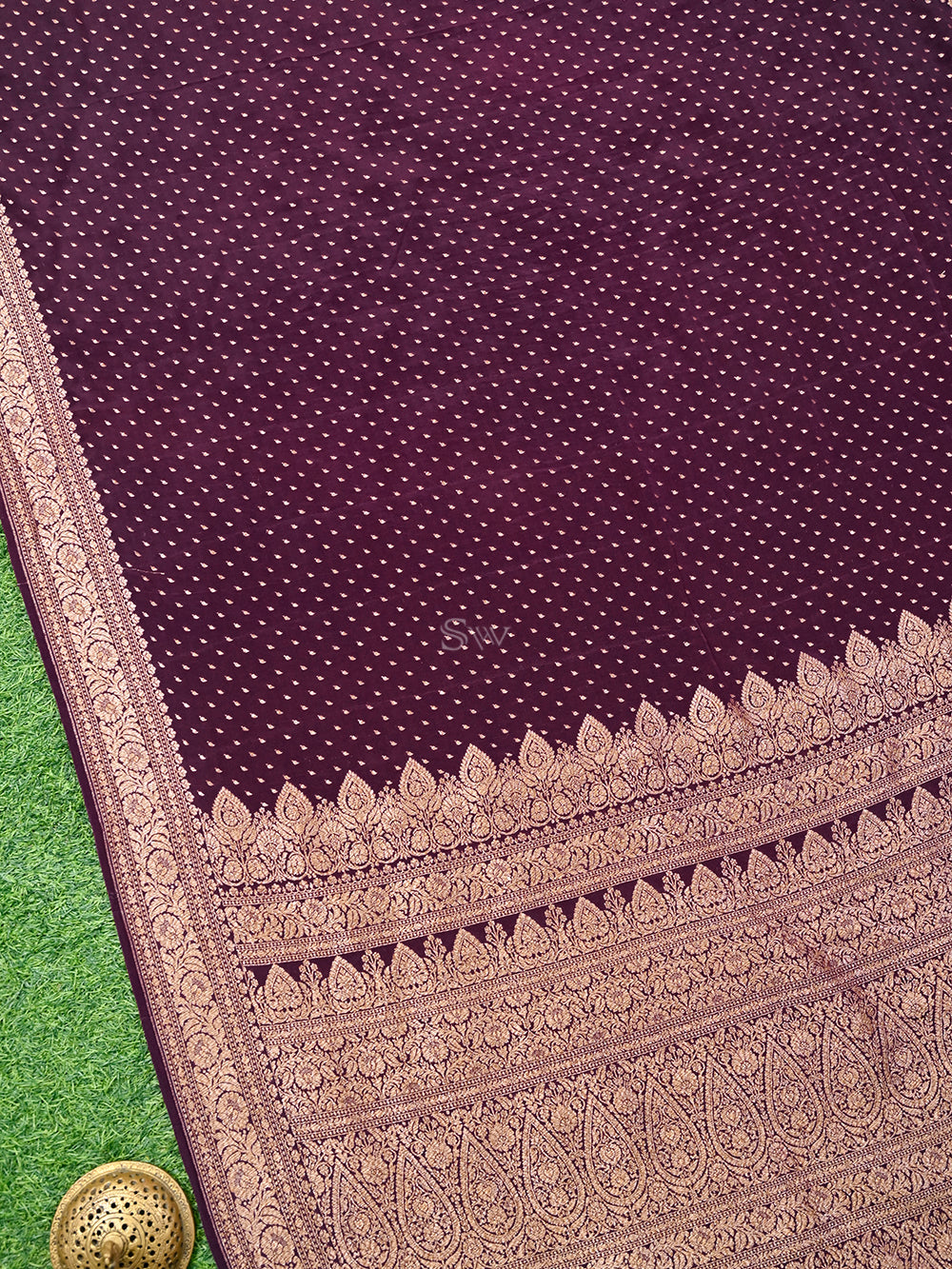 Dark Wine Booti Crepe Silk Handloom Banarasi Saree - Sacred Weaves