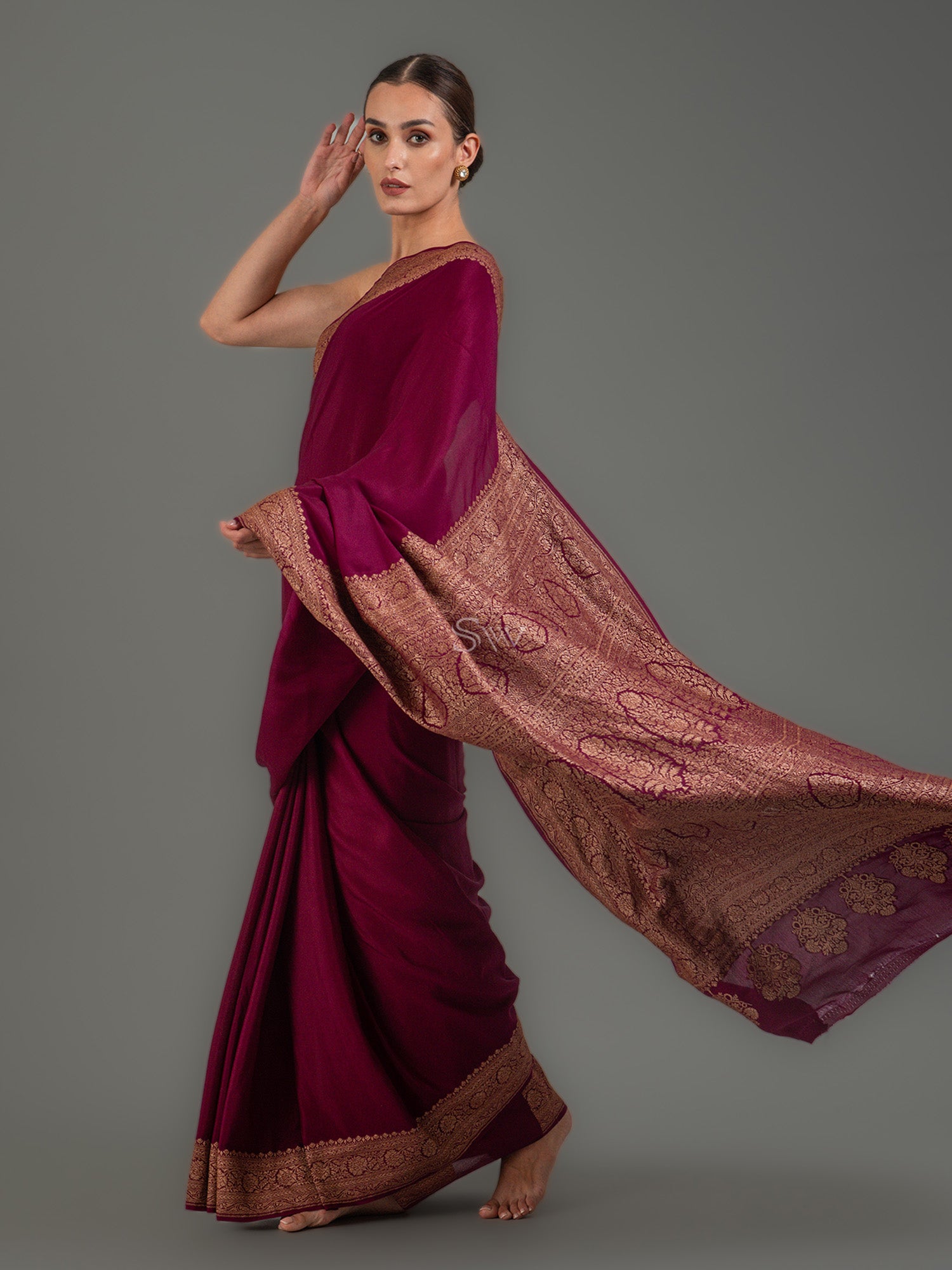 Wine Jaal Crepe Silk Handloom Banarasi Saree - Sacred Weaves