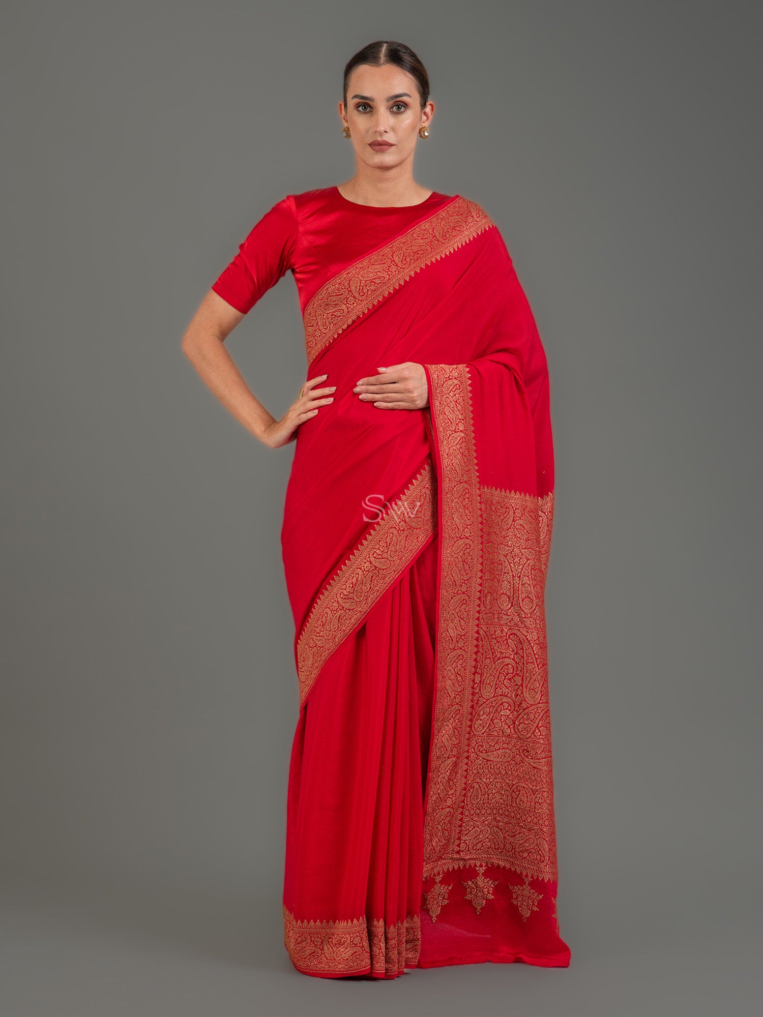 Red Plain Crepe Silk Handloom Banarasi Saree - Sacred Weaves