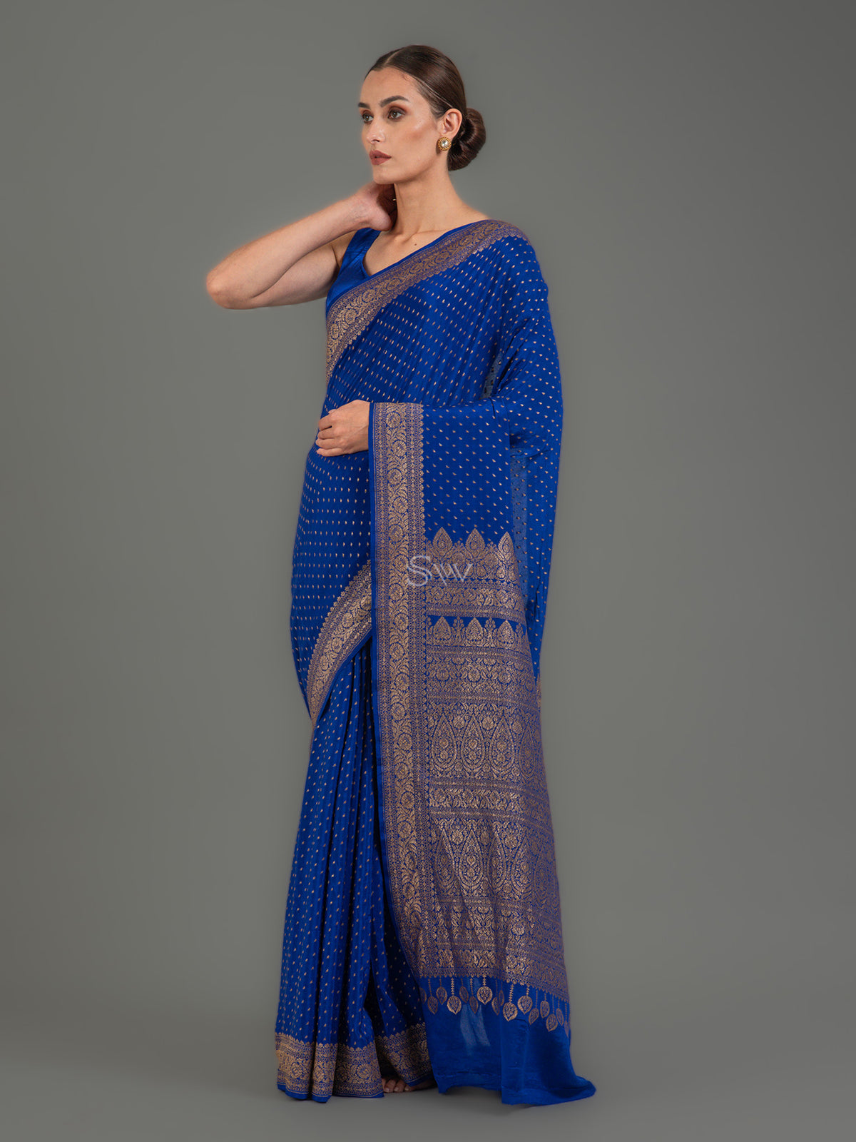 Royal Blue Booti Crepe Silk Handloom Banarasi Saree - Sacred Weaves