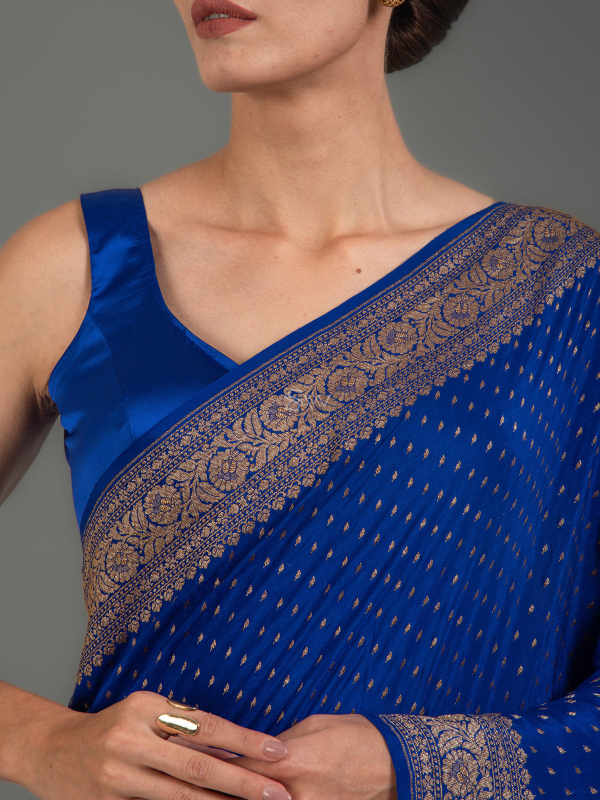 Royal Blue Booti Crepe Silk Handloom Banarasi Saree - Sacred Weaves