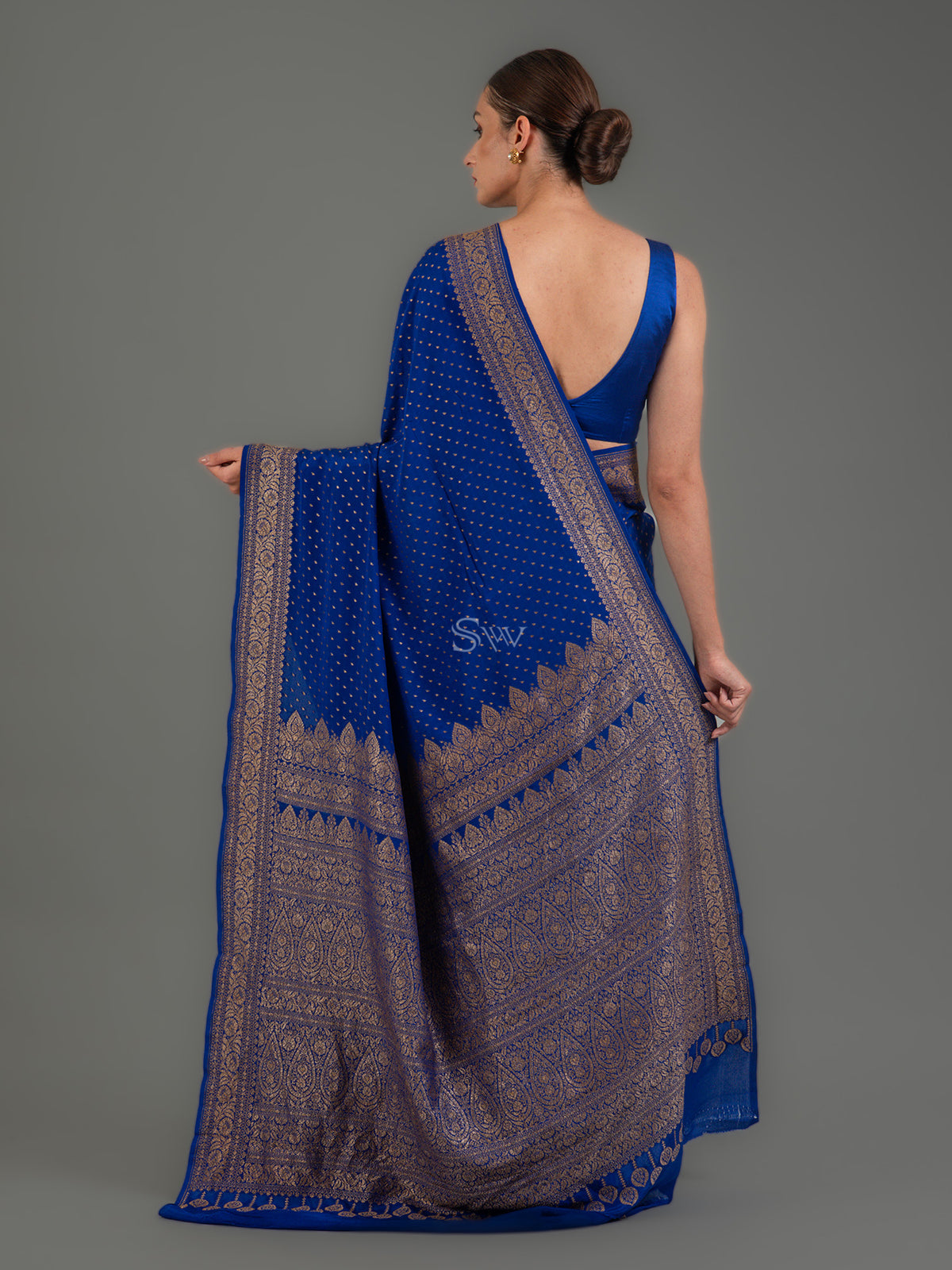 Royal Blue Booti Crepe Silk Handloom Banarasi Saree - Sacred Weaves