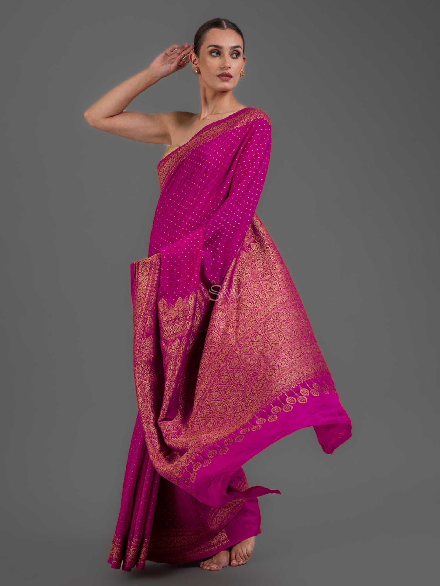 Magenta Booti Crepe Silk Handloom Banarasi Saree - Sacred Weaves