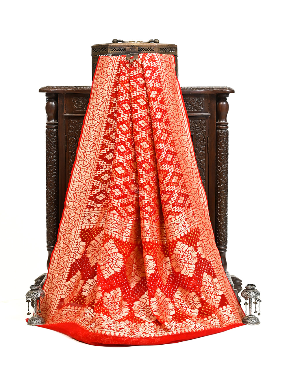 Red Bandhani Khaddi Georgette Handloom Banarasi Saree