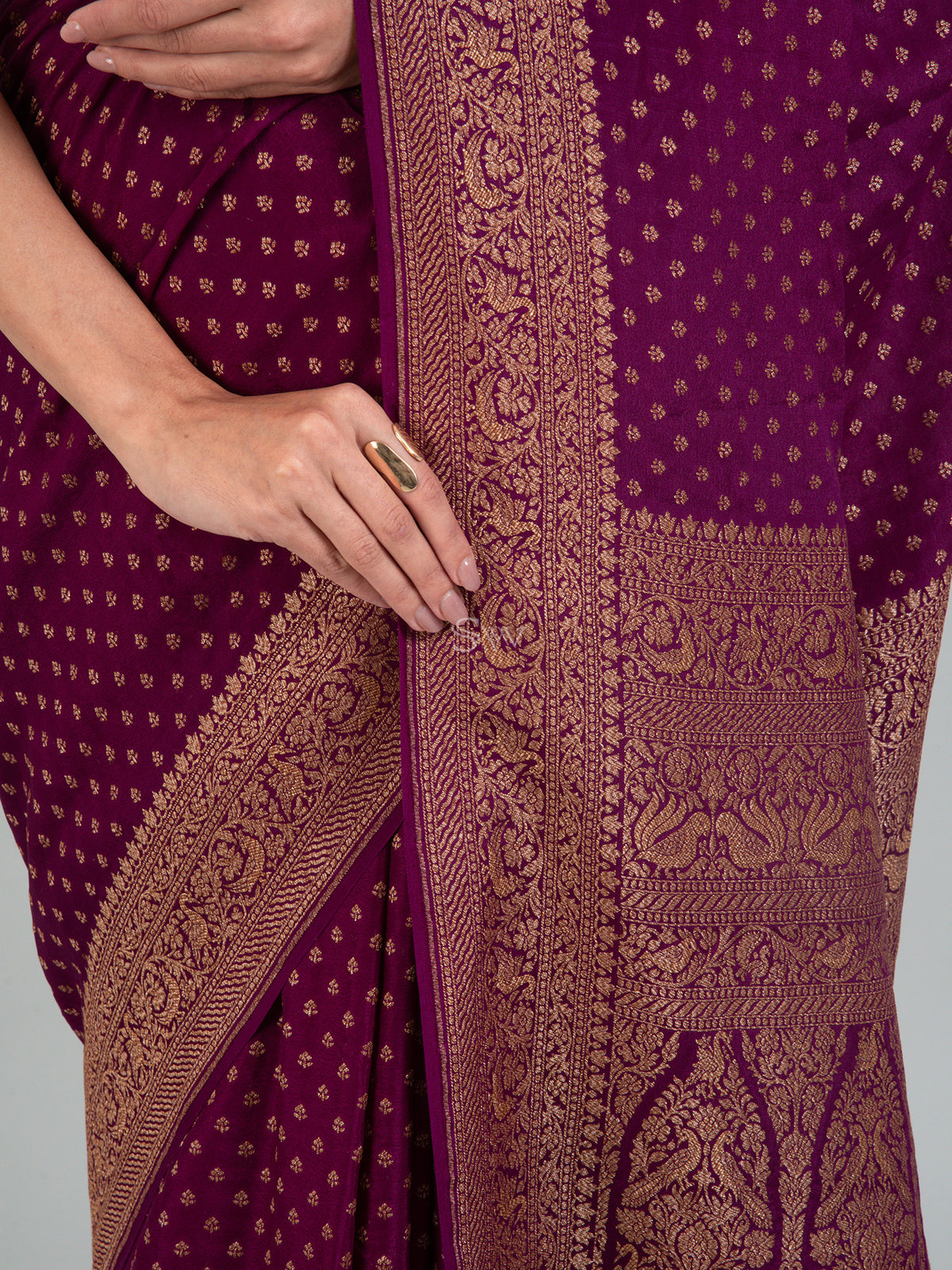 Dark Purple Booti Crepe Silk Handloom Banarasi Saree - Sacred Weaves