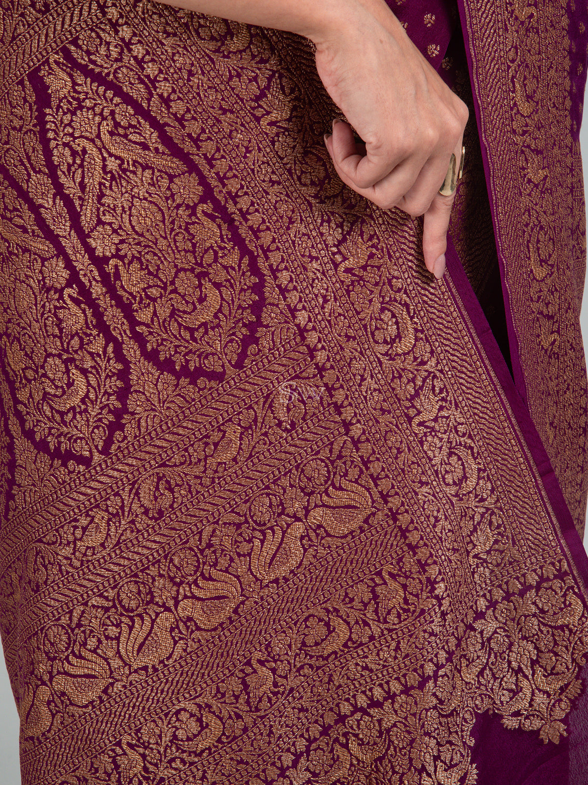 Dark Purple Booti Crepe Silk Handloom Banarasi Saree - Sacred Weaves