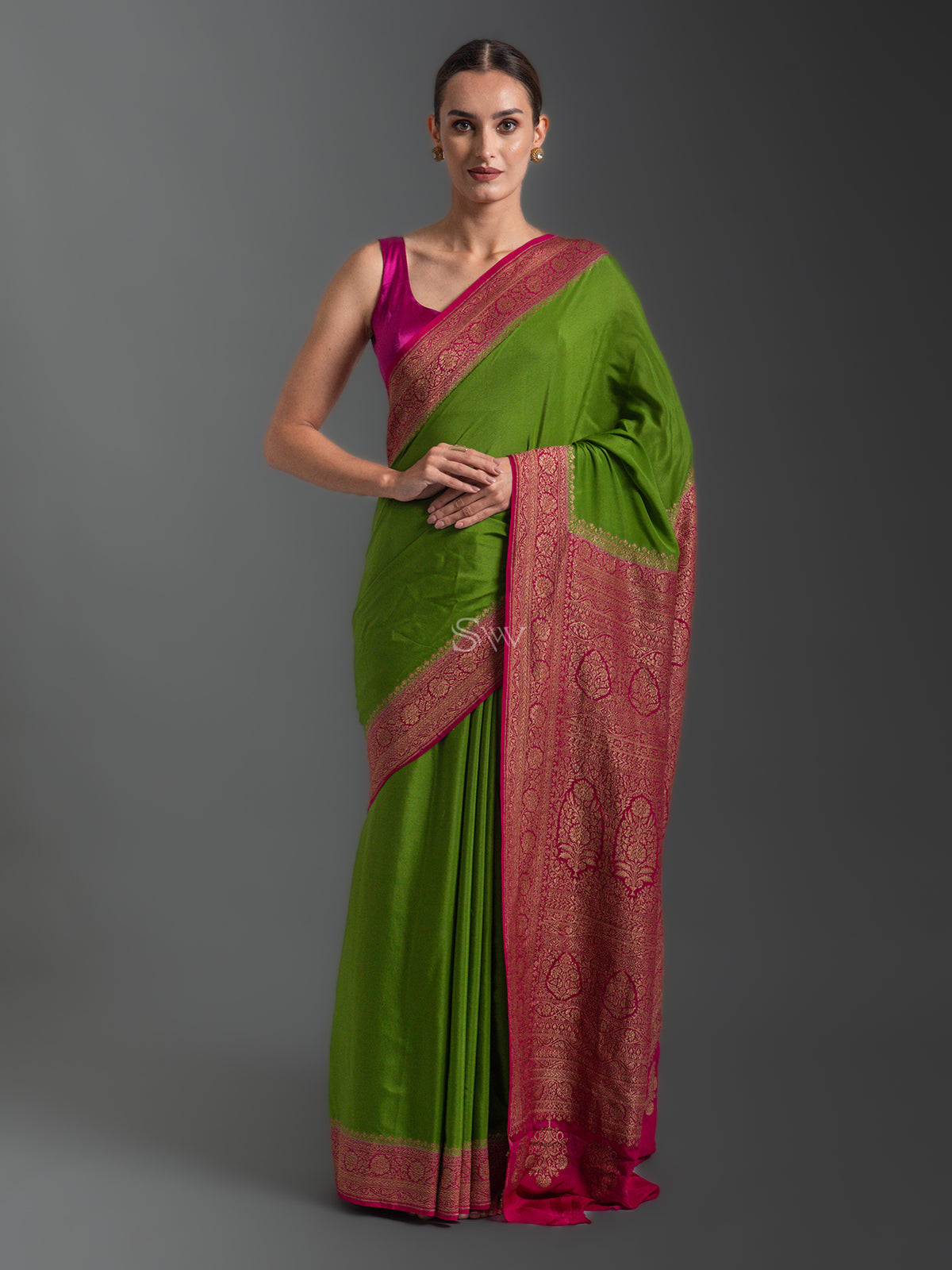 Parrot Green Plain Crepe Silk Handloom Banarasi Saree