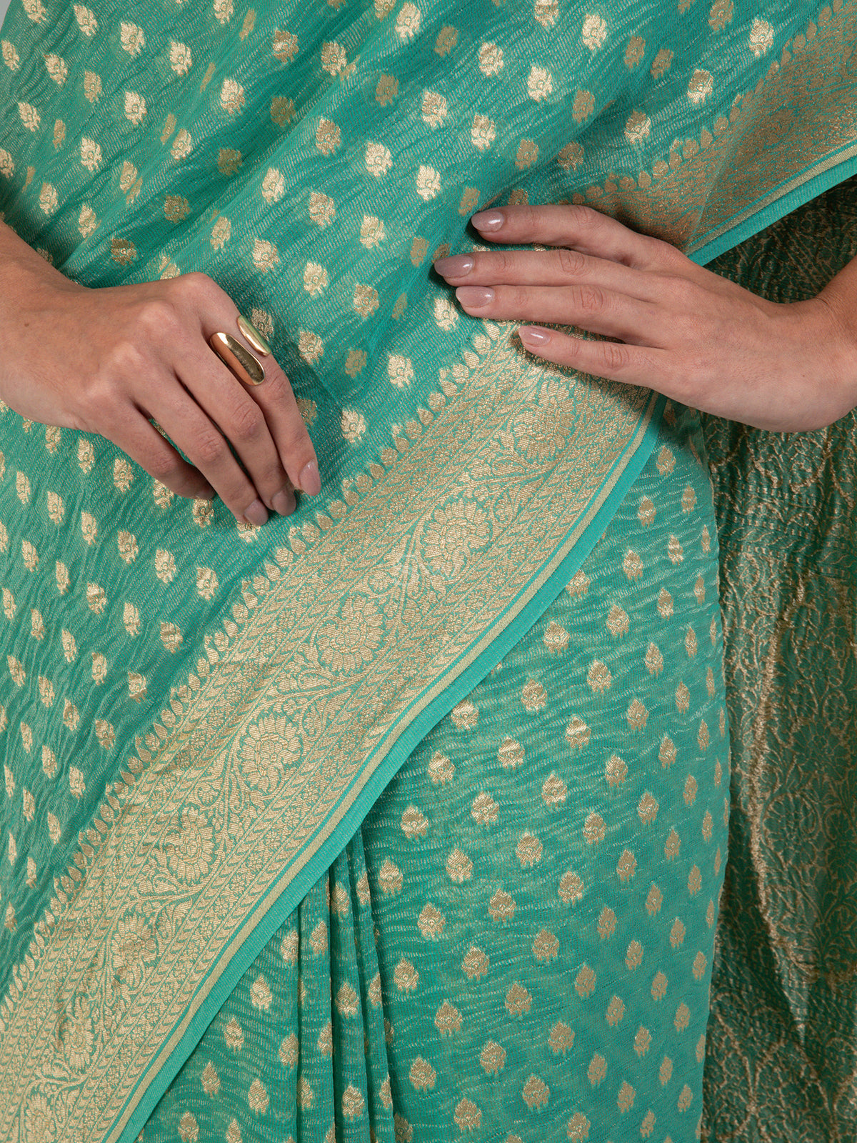 Sea Green Crush Tissue Silk Handloom Banarasi Saree - Sacred Weaves