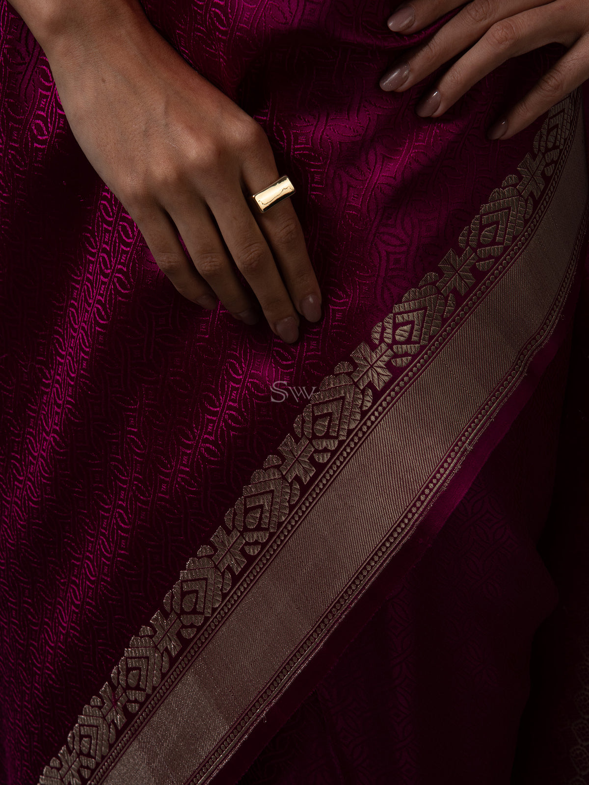 Dark Magenta Satin Tanchoi Handloom Banarasi Saree - Sacred Weaves