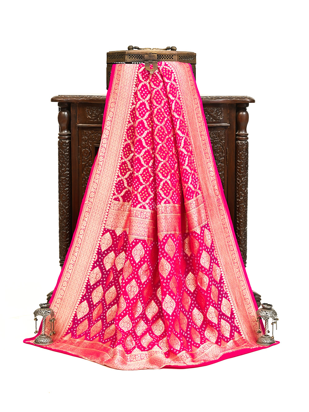 Magenta Bandhani Khaddi Georgette Handloom Banarasi Saree