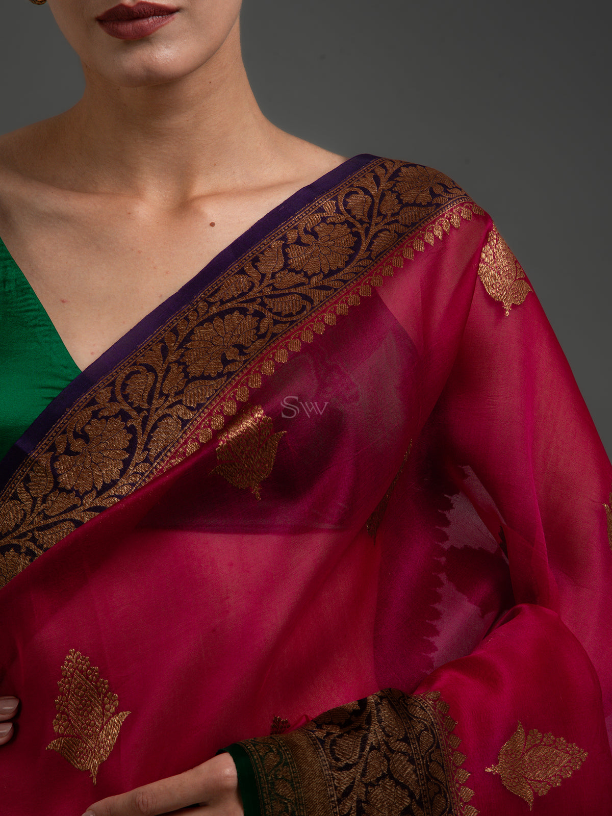 Magenta Boota Organza Silk Handloom Banarasi Saree - Sacred Weaves