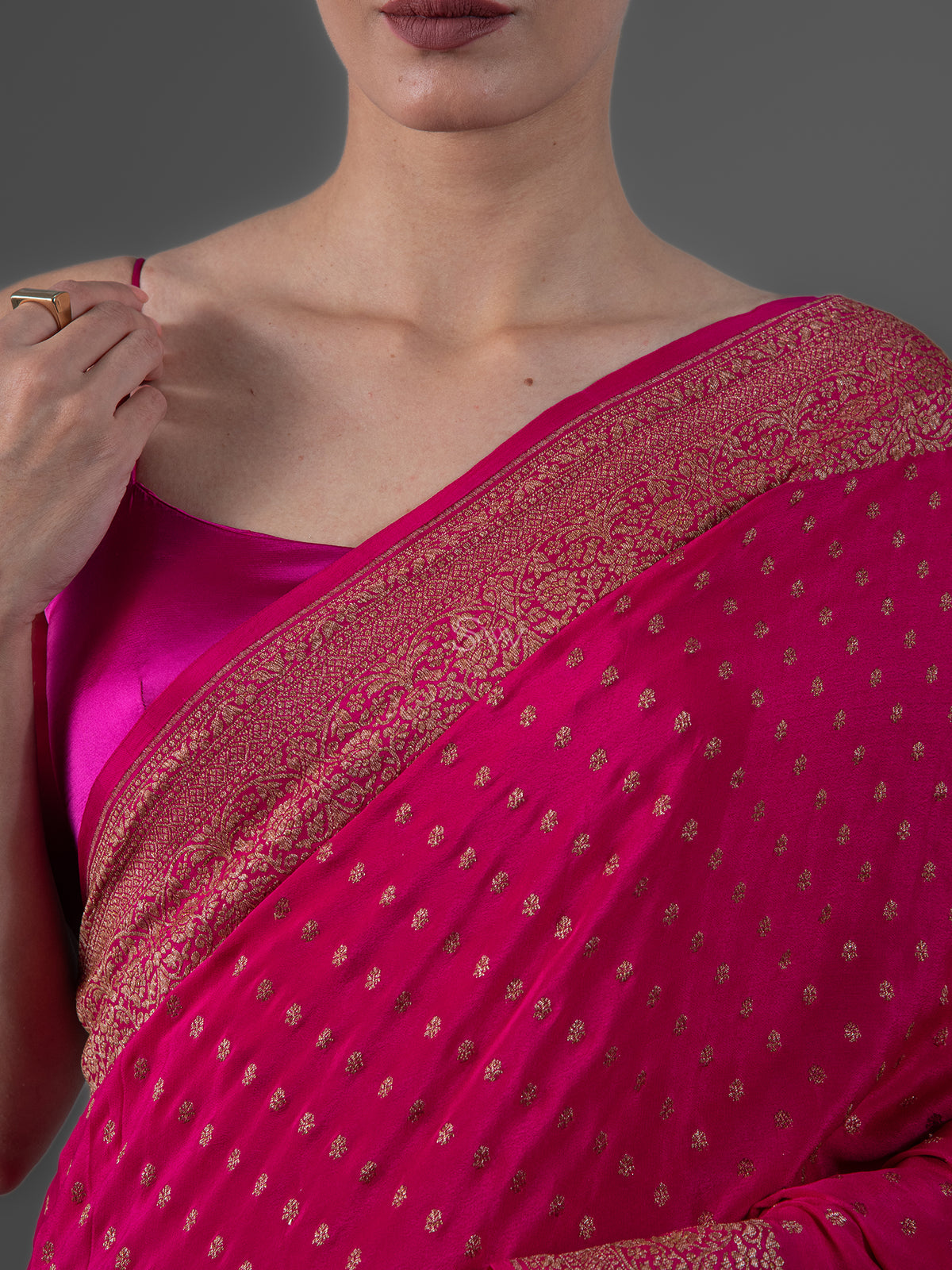 Magenta Booti Crepe Silk Handloom Banarasi Saree - Sacred Weaves