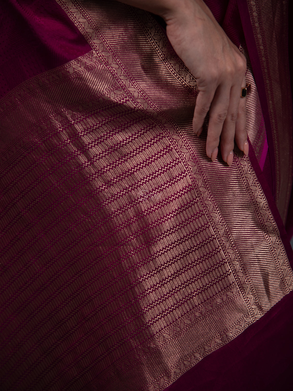 Dark Magenta Satin Tanchoi Handloom Banarasi Saree