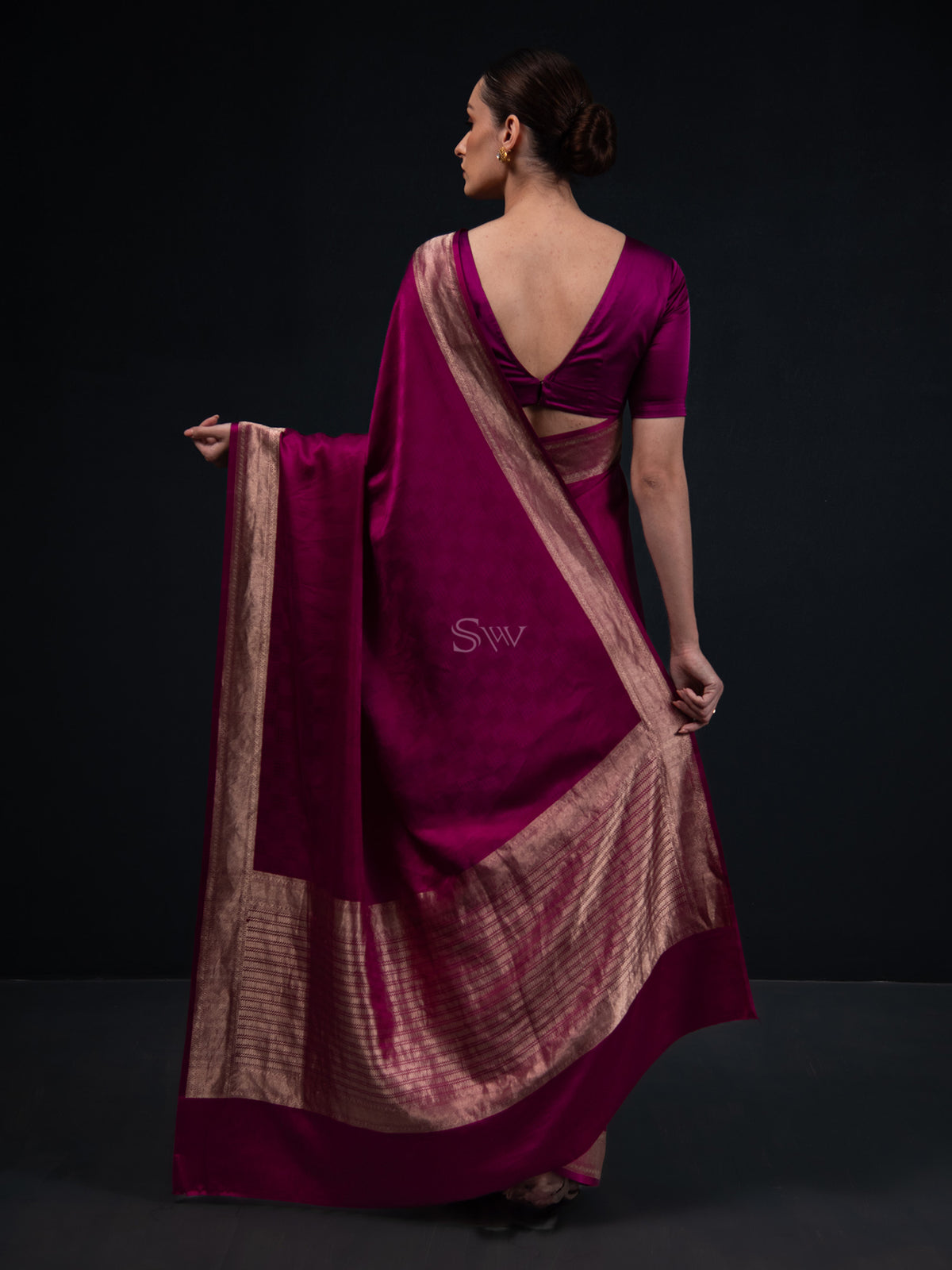 Dark Magenta Satin Tanchoi Handloom Banarasi Saree