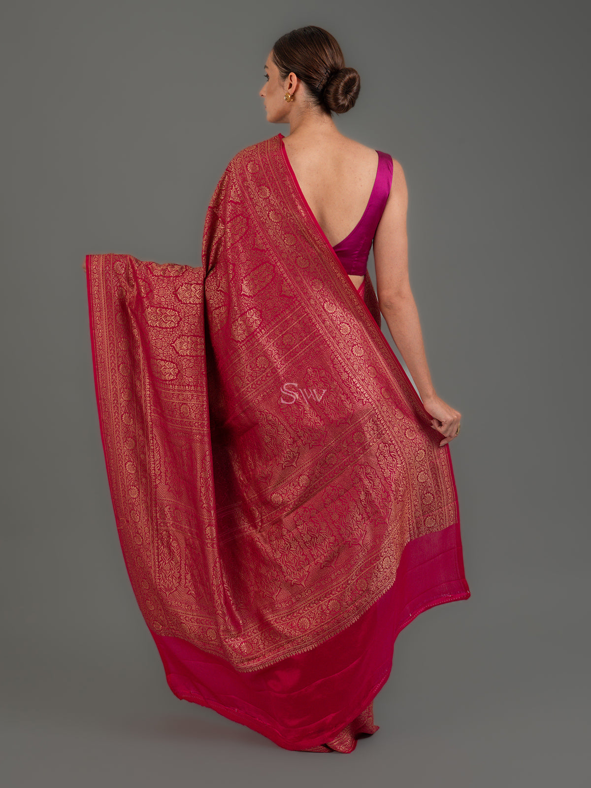 Magenta Jaal Crepe Silk Handloom Banarasi Saree -Sacred Weaves