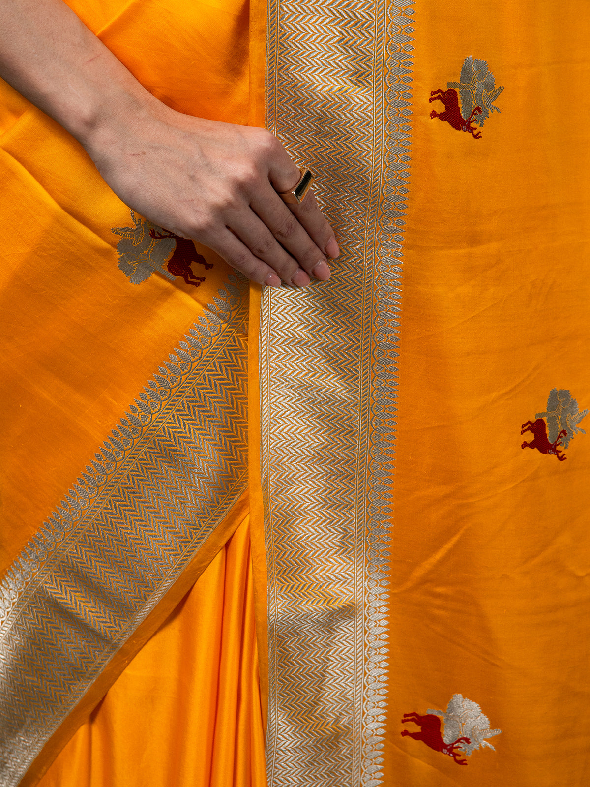 Yellow Shikargah Boota Satin Silk Handloom Banarasi Saree -  Sacred Weaves