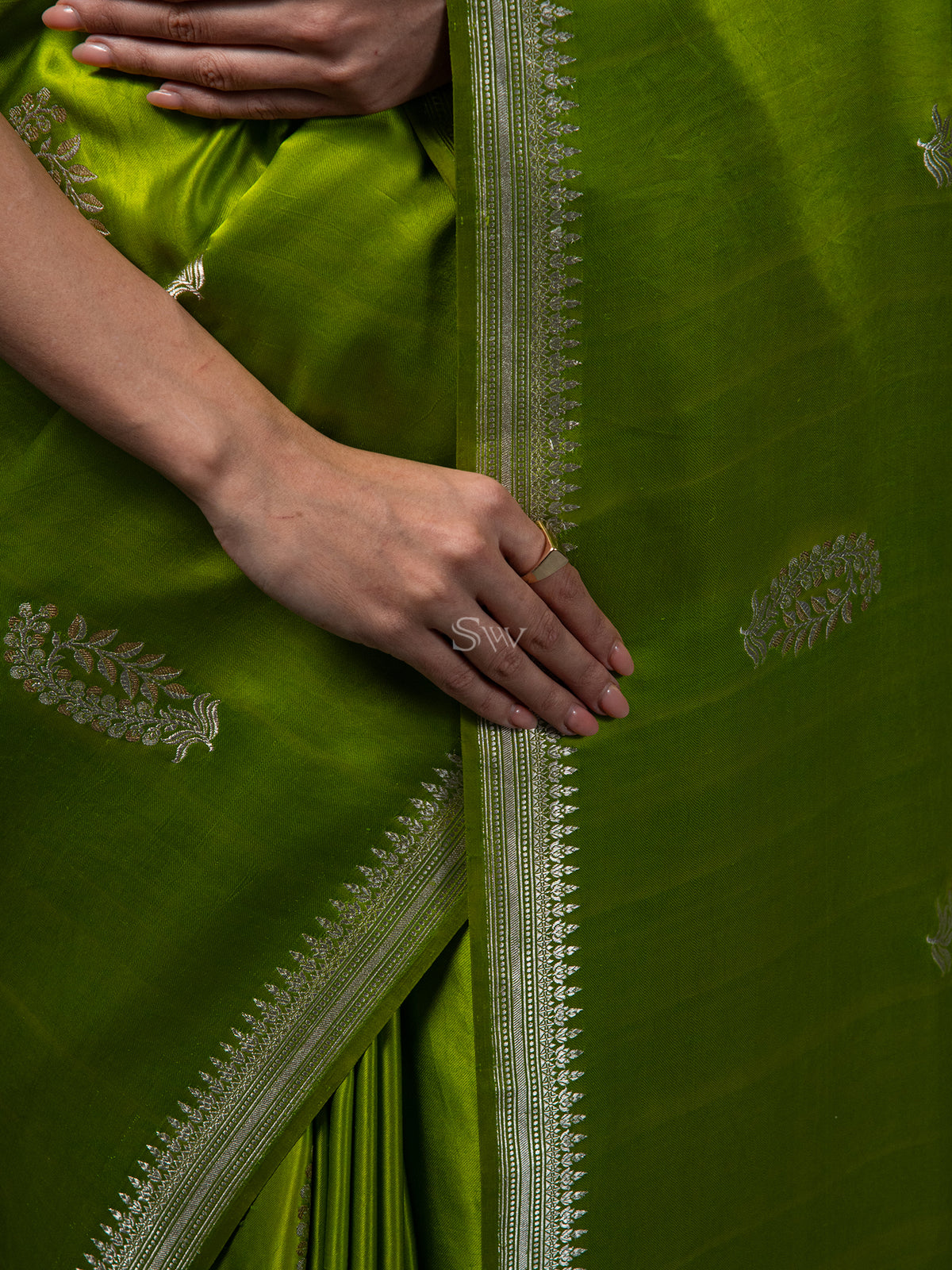 Parrot Green Boota Satin Silk Handloom Banarasi Saree - Sacred Weaves