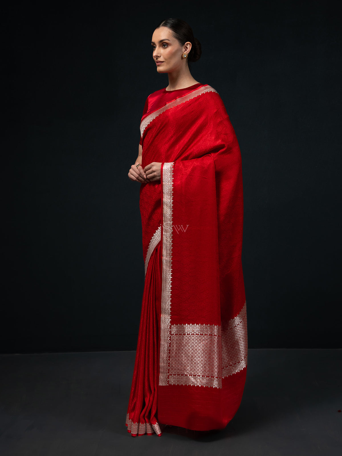 Red Satin Tanchoi Handloom Banarasi Saree - Sacred Weaves