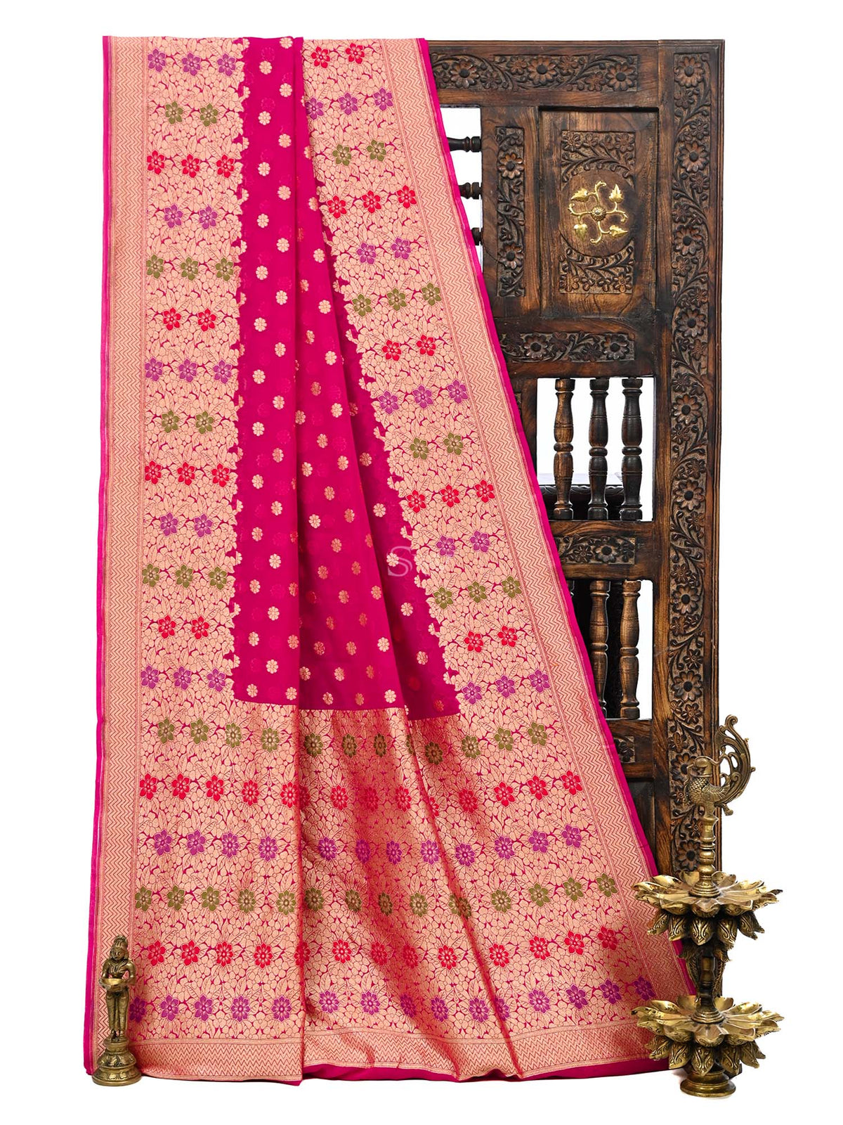 Dark Pink Booti Khaddi Georgette Handloom Banarasi Saree