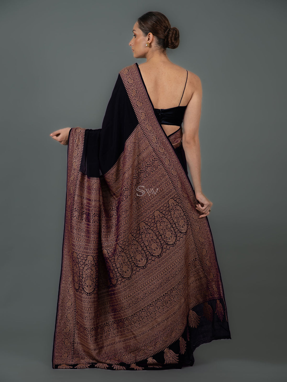 Black Plain Crepe Silk Handloom Banarasi Saree - Sacred Weaves